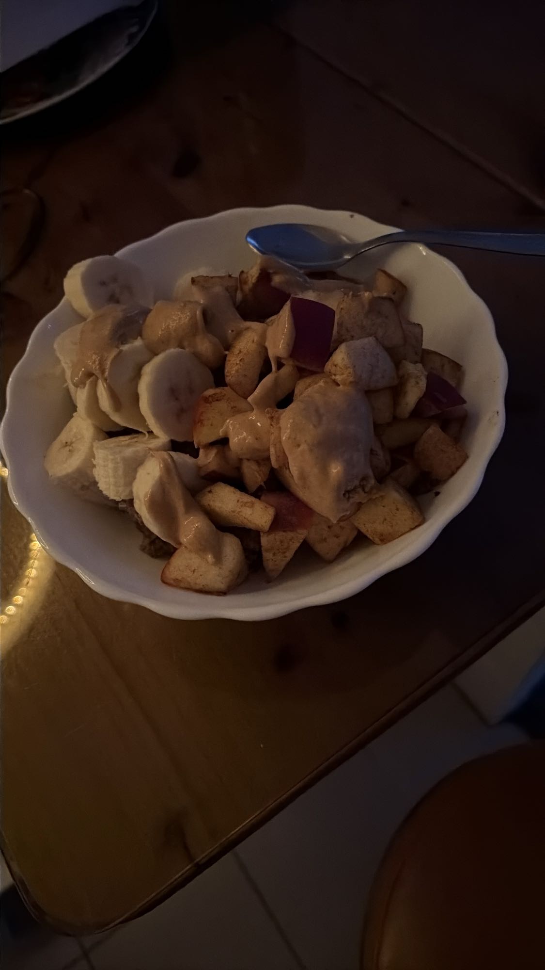 Terci de ovăz proteic cu fructe și cacao