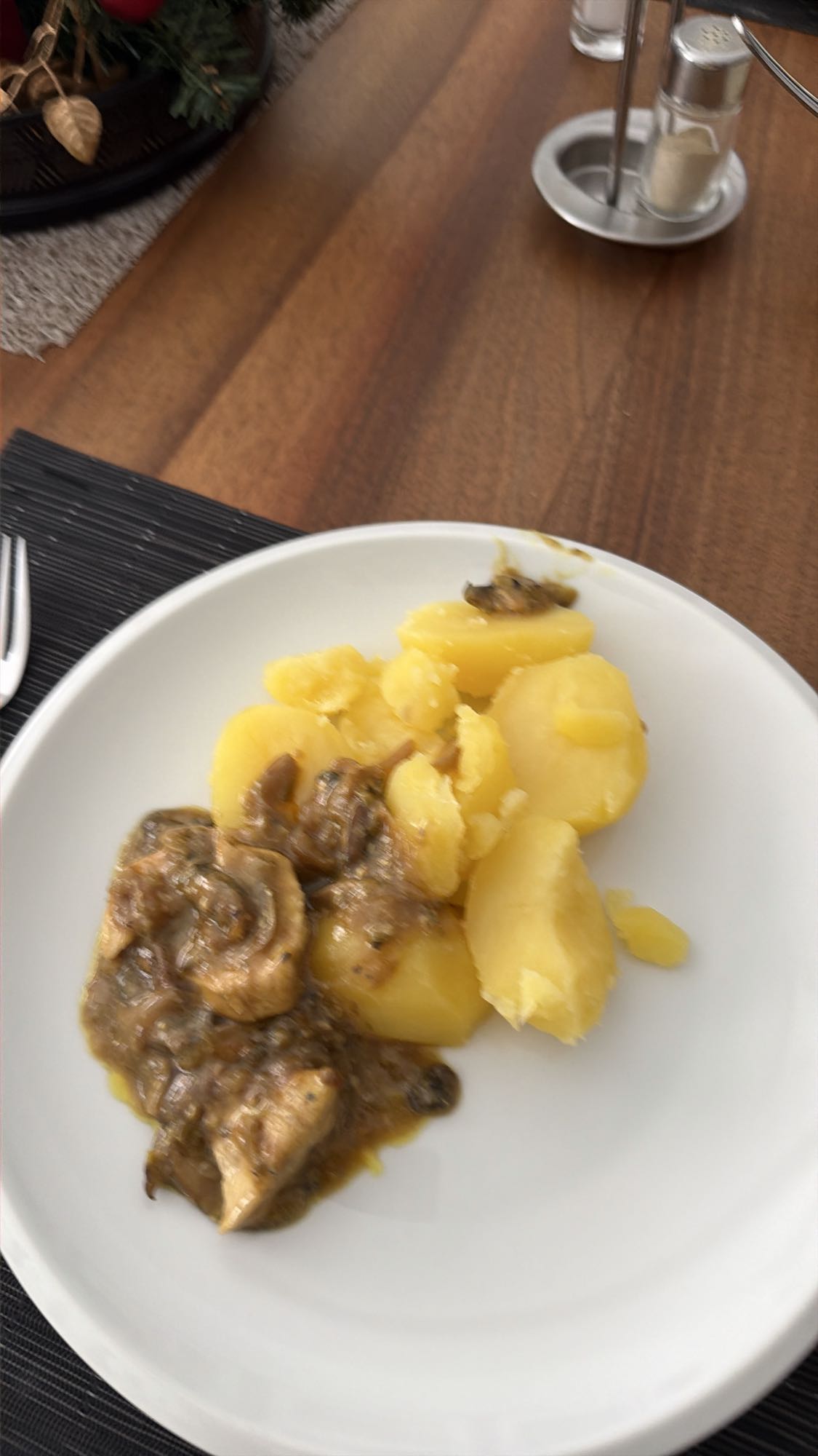 Kartoffeln mit Pilzsoße