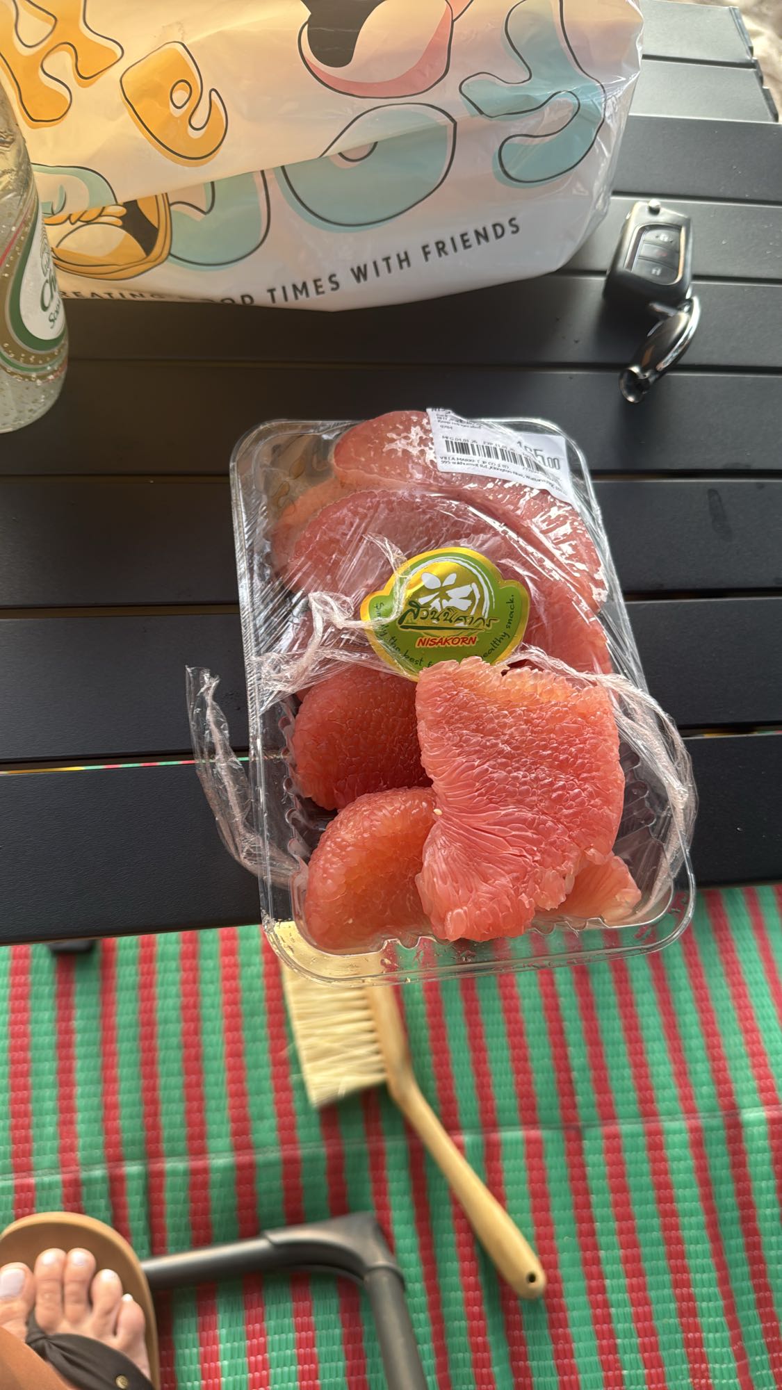 Świeży różowy grejpfrut