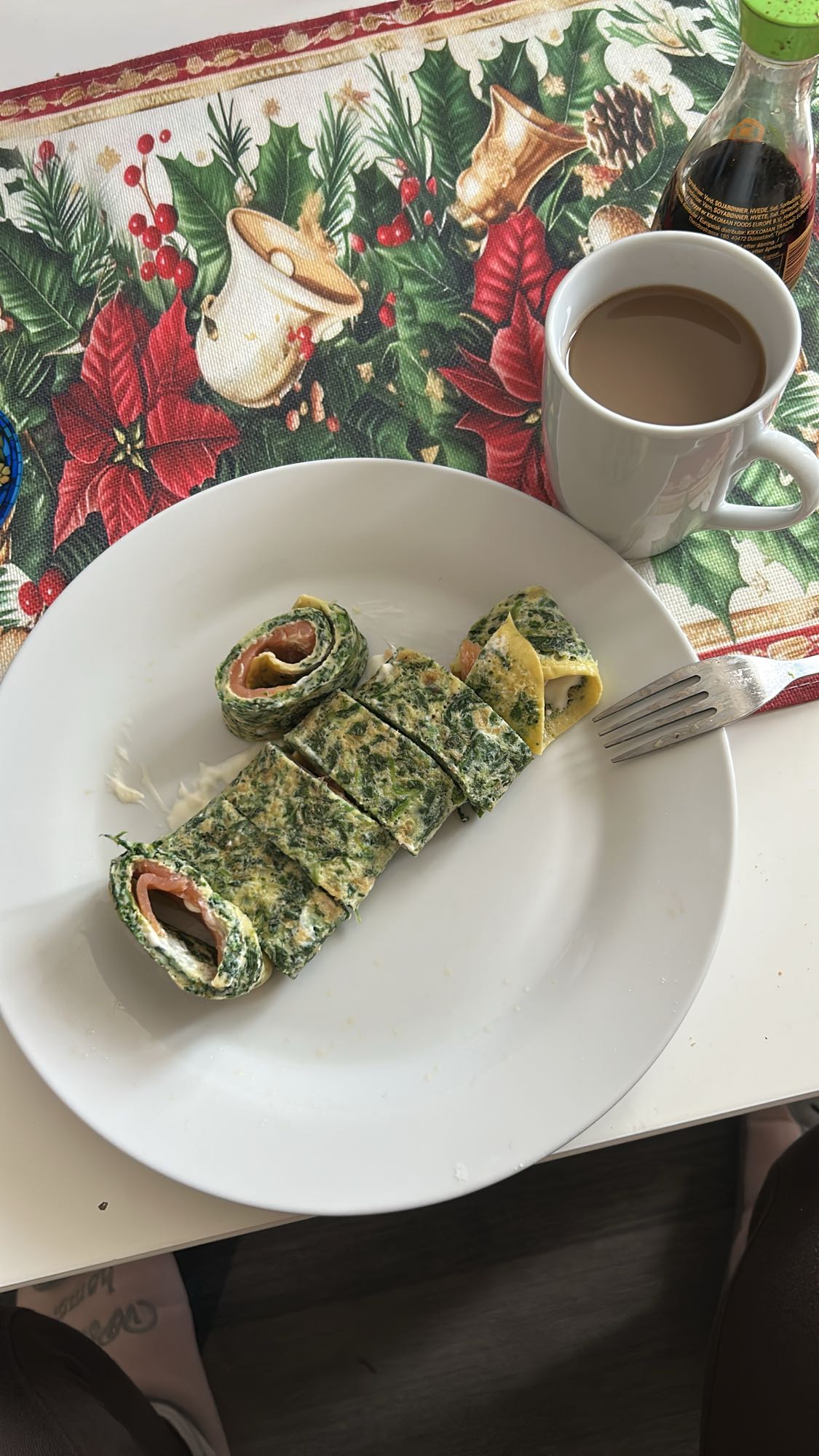 рулет из шпината с лососем