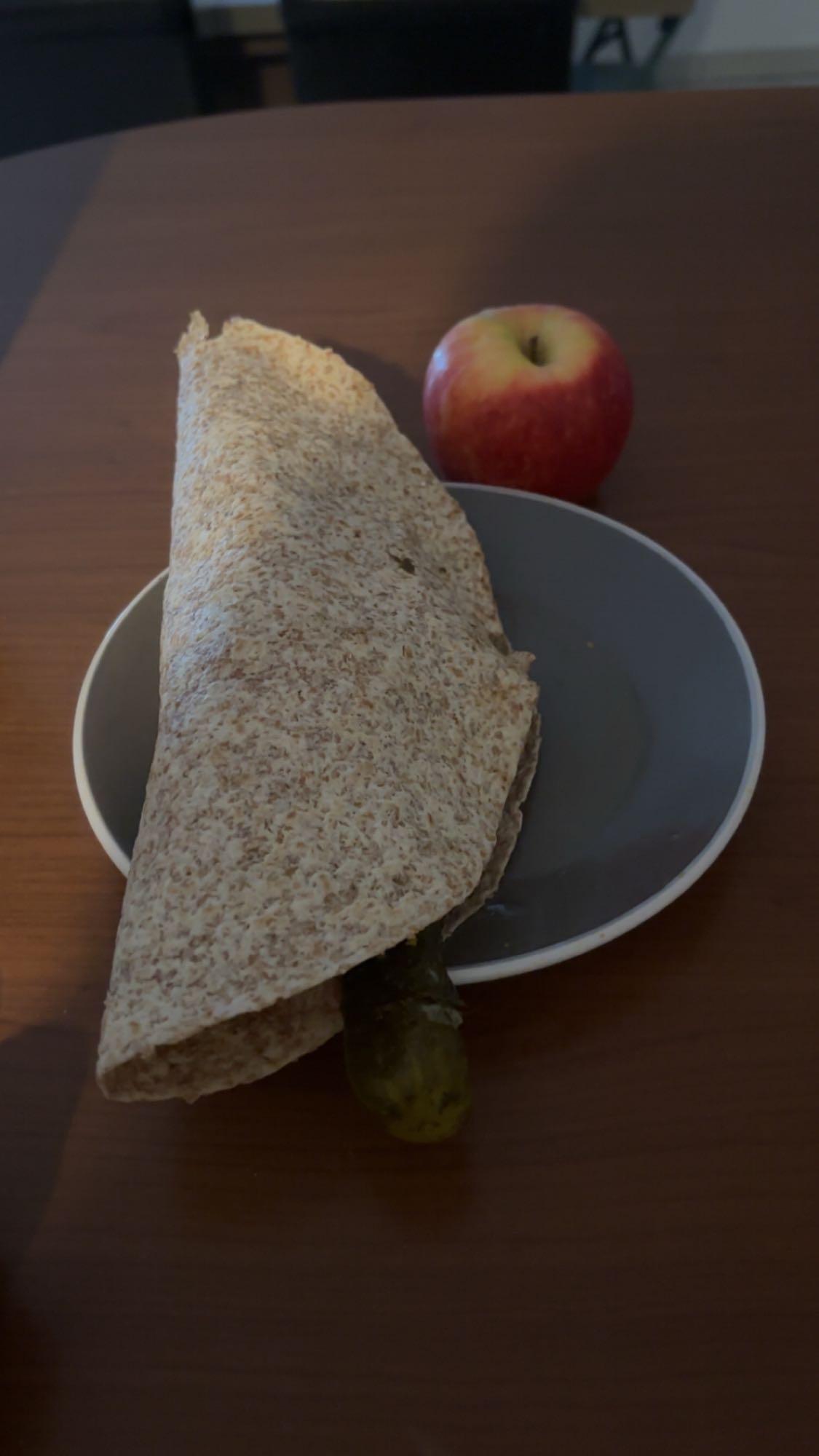 Wrap complet au poulet et pomme