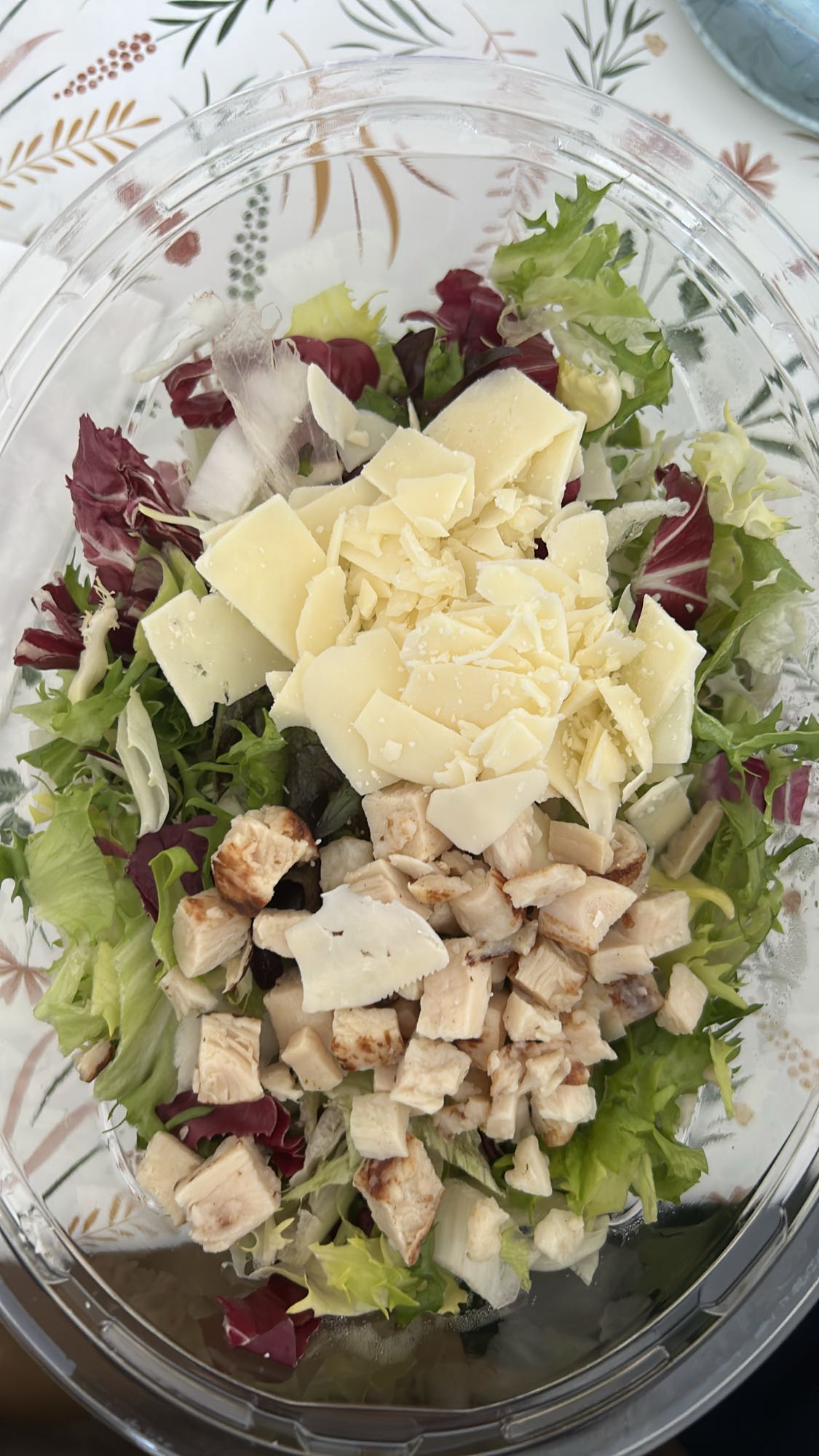 Ensalada César con pollo