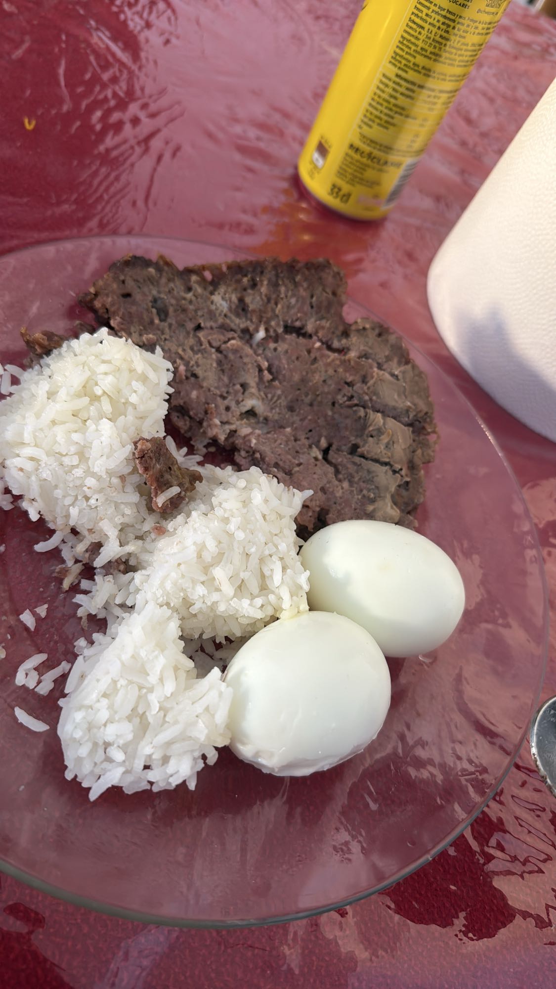 arroz, huevo y carne