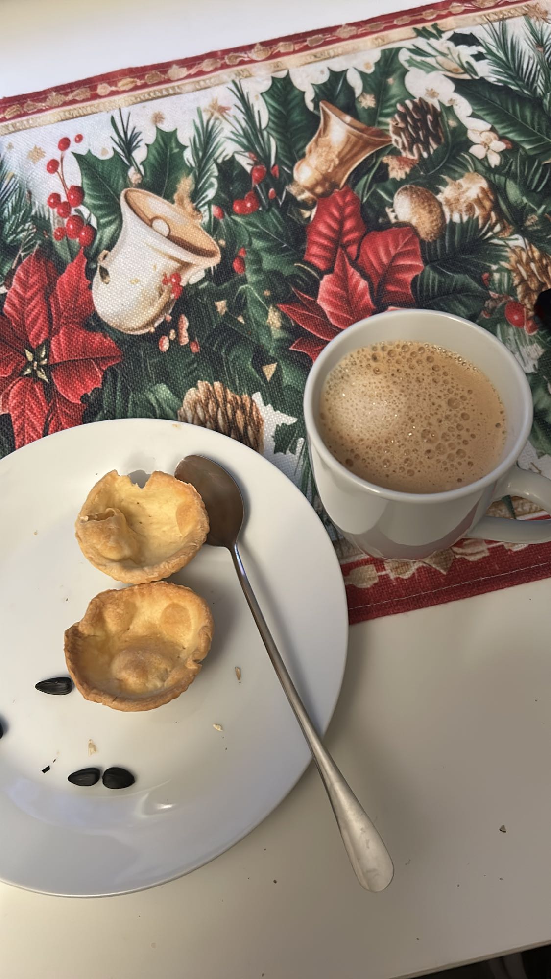 пирожки и кофе