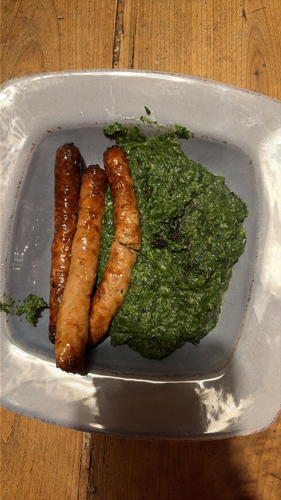 Saucisses et épinards