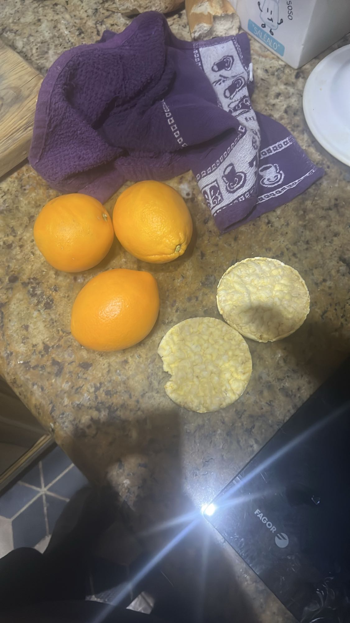 Naranjas y tortitas arroz