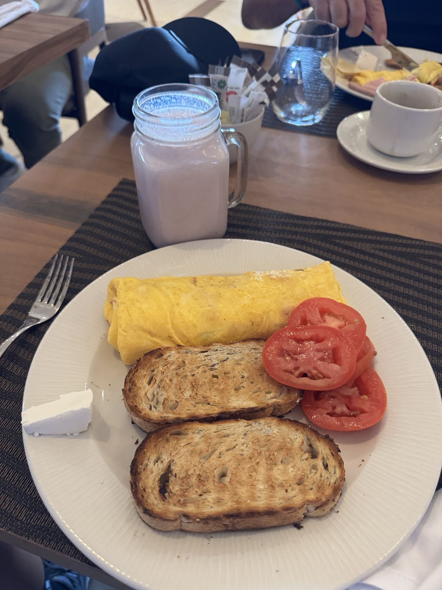 Desayuno con omelette