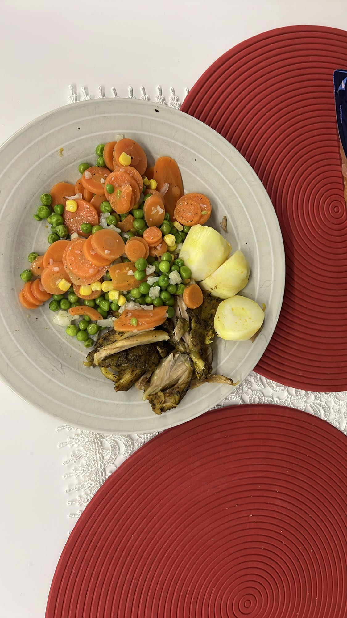 Kurczak z warzywami i ziemniakami