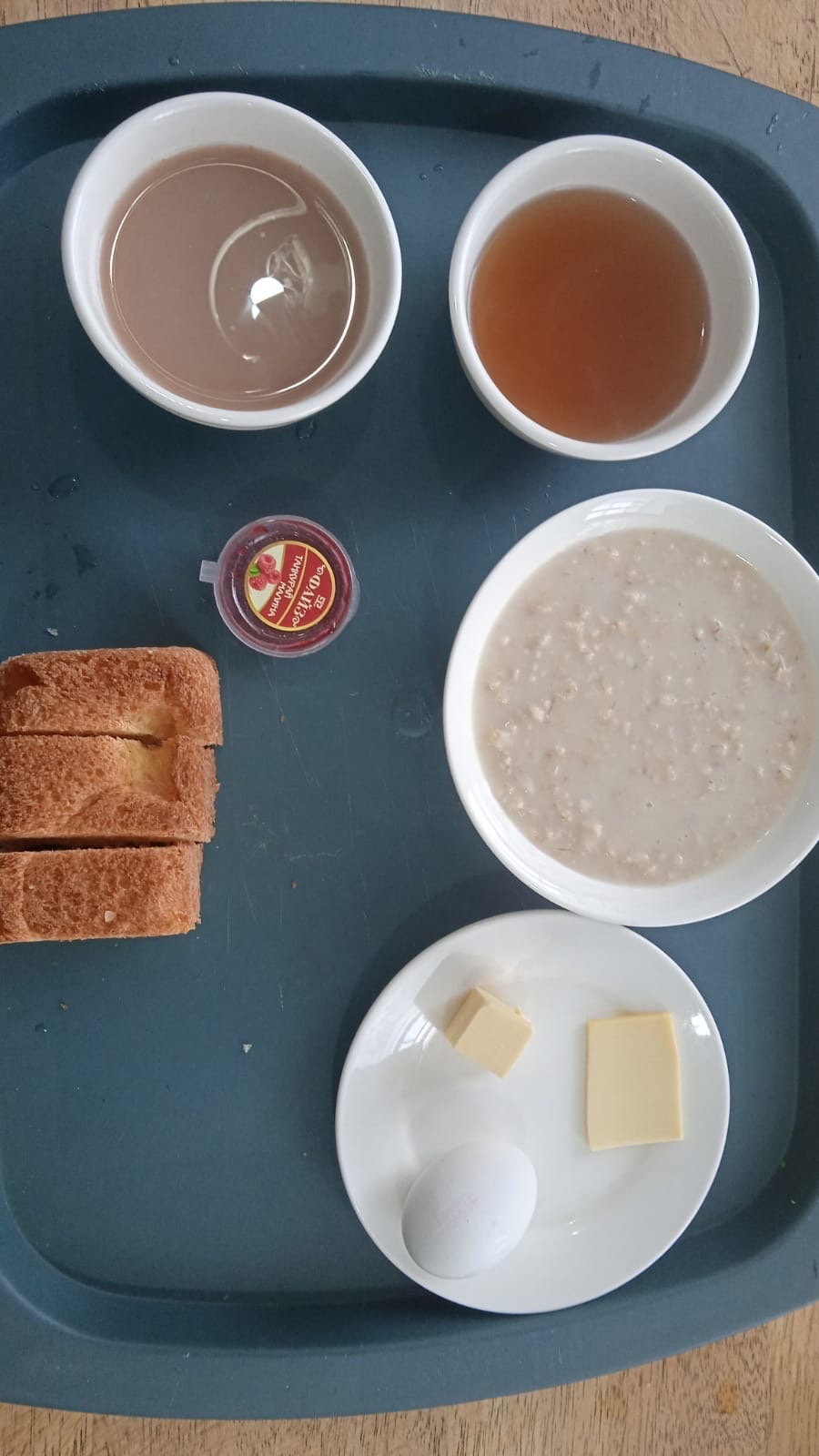 Завтрак на подносе