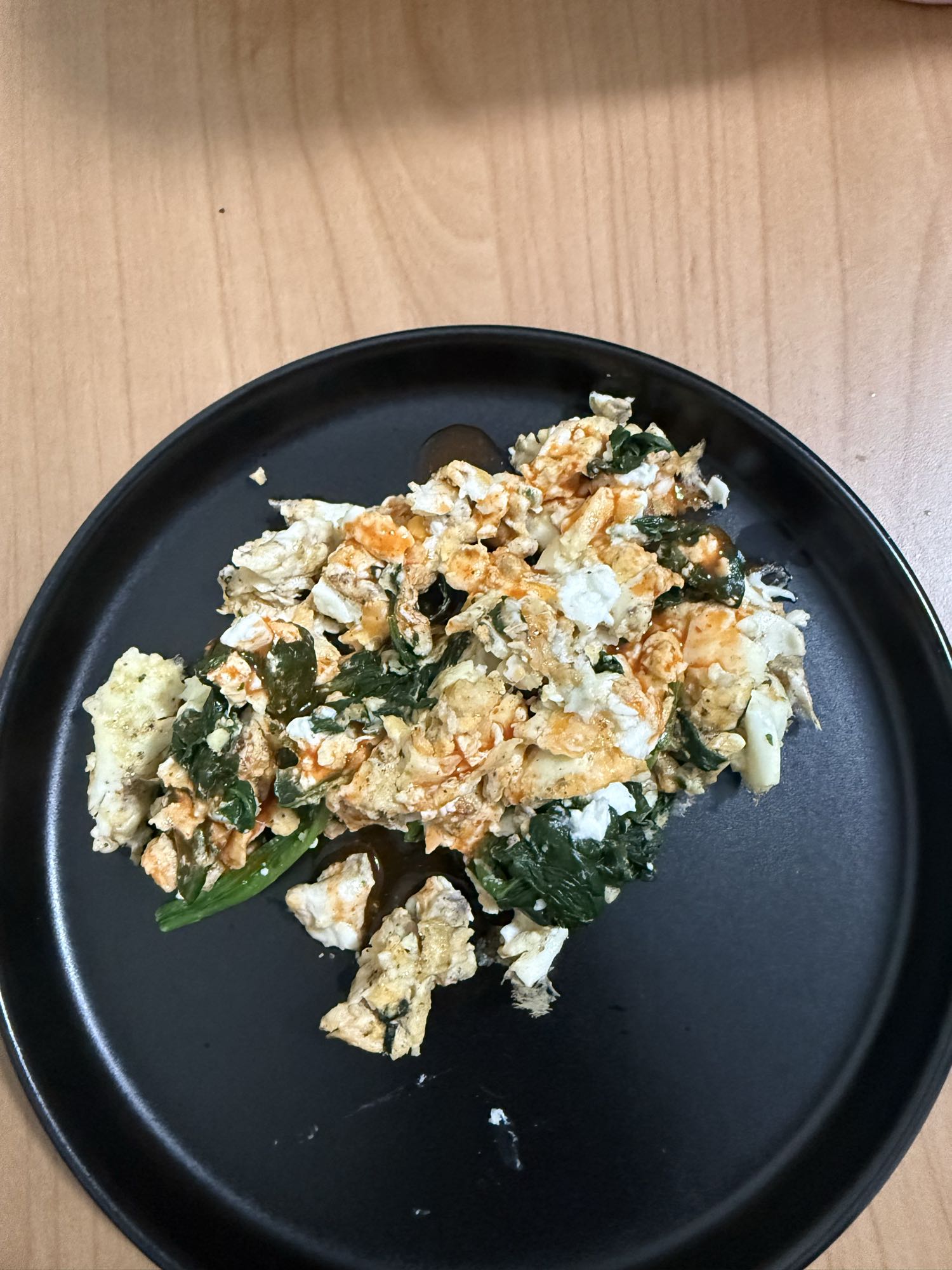 Egg white spinach scramble