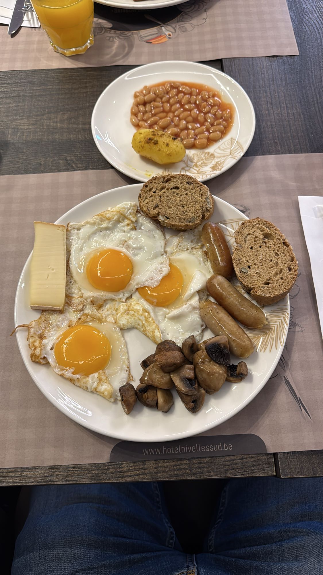 Hearty English Breakfast