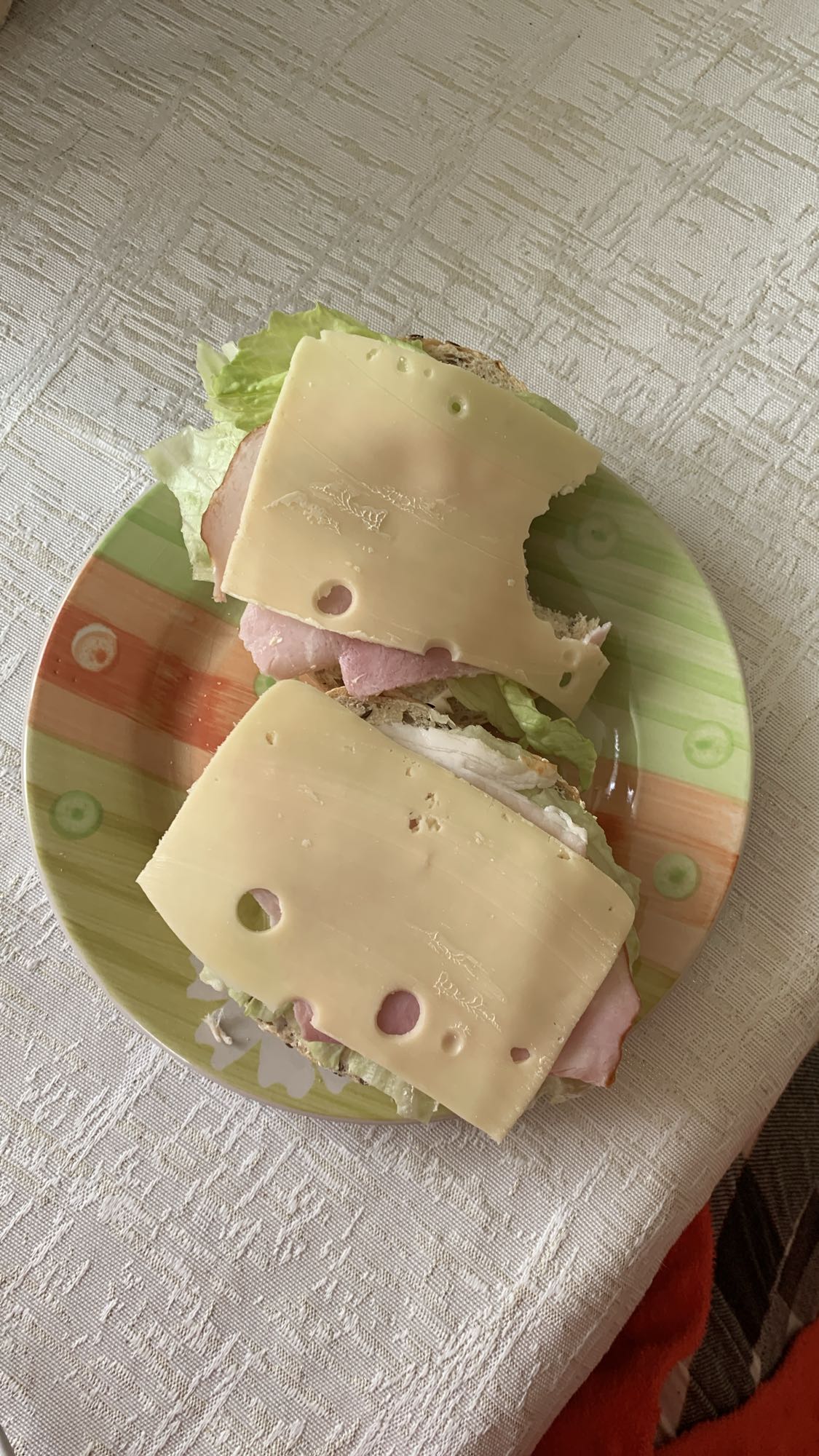 Kanapki z szynką i serem