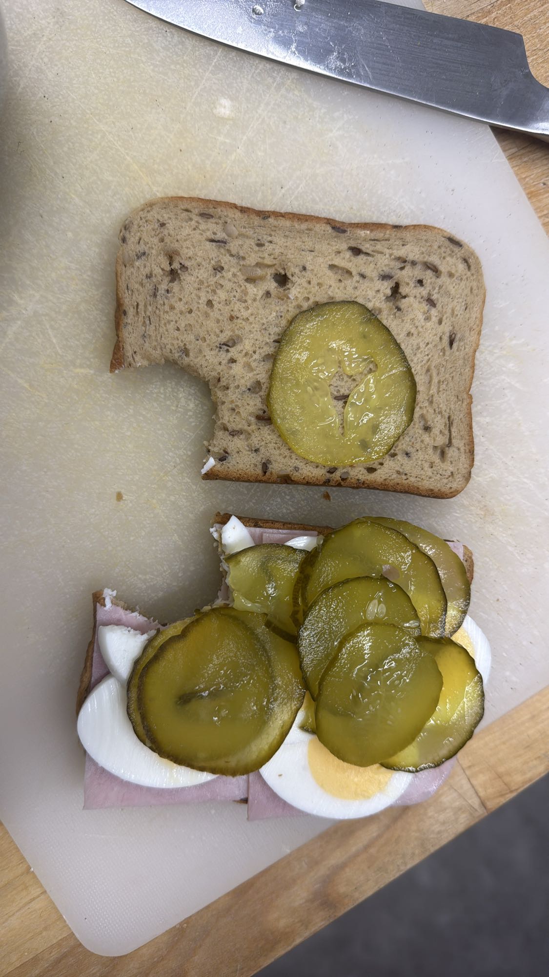 Broodje ham ei augurk