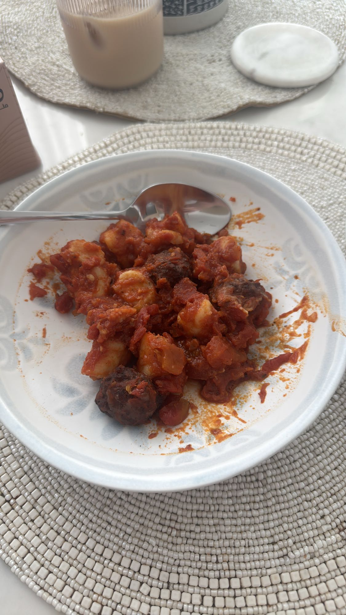 Gnocchi mit Fleischbällchen