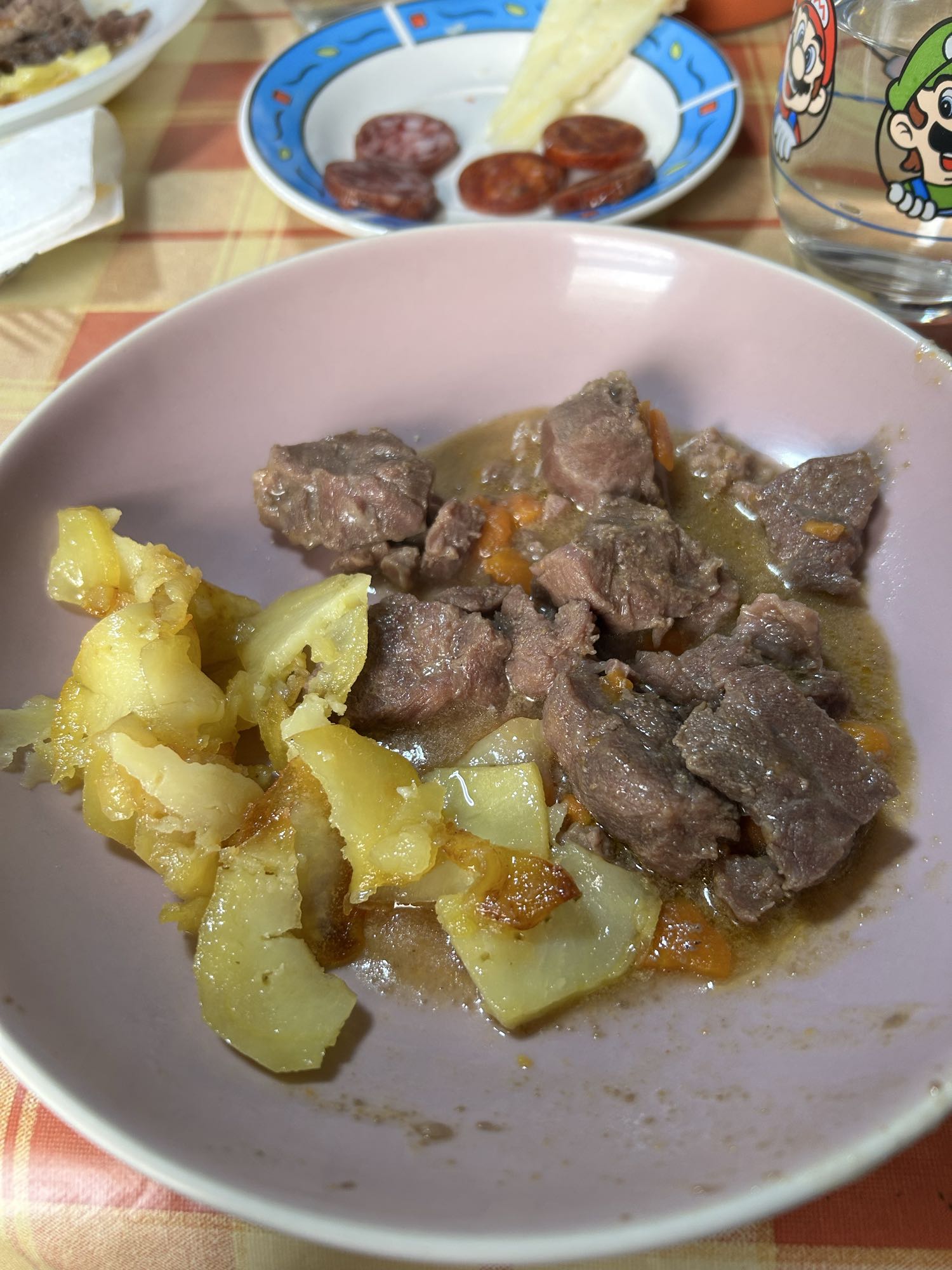 Estofado de carne y papas