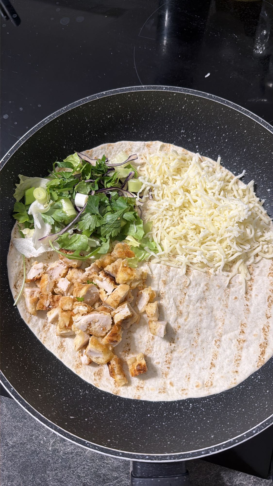 Wrap cu pui și brânză