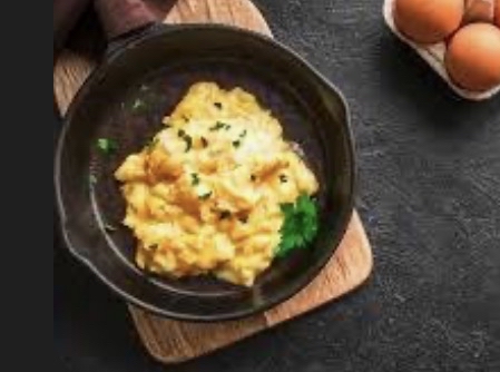 Rührei mit Kräutern