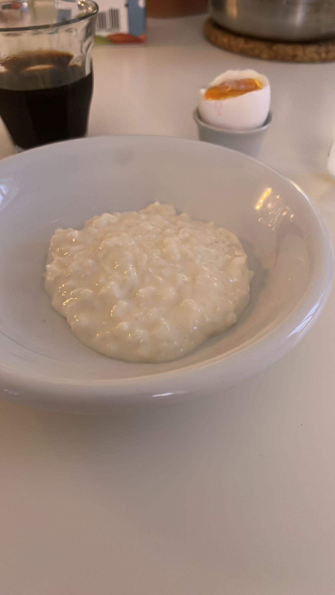 Keso med ägg och kaffe