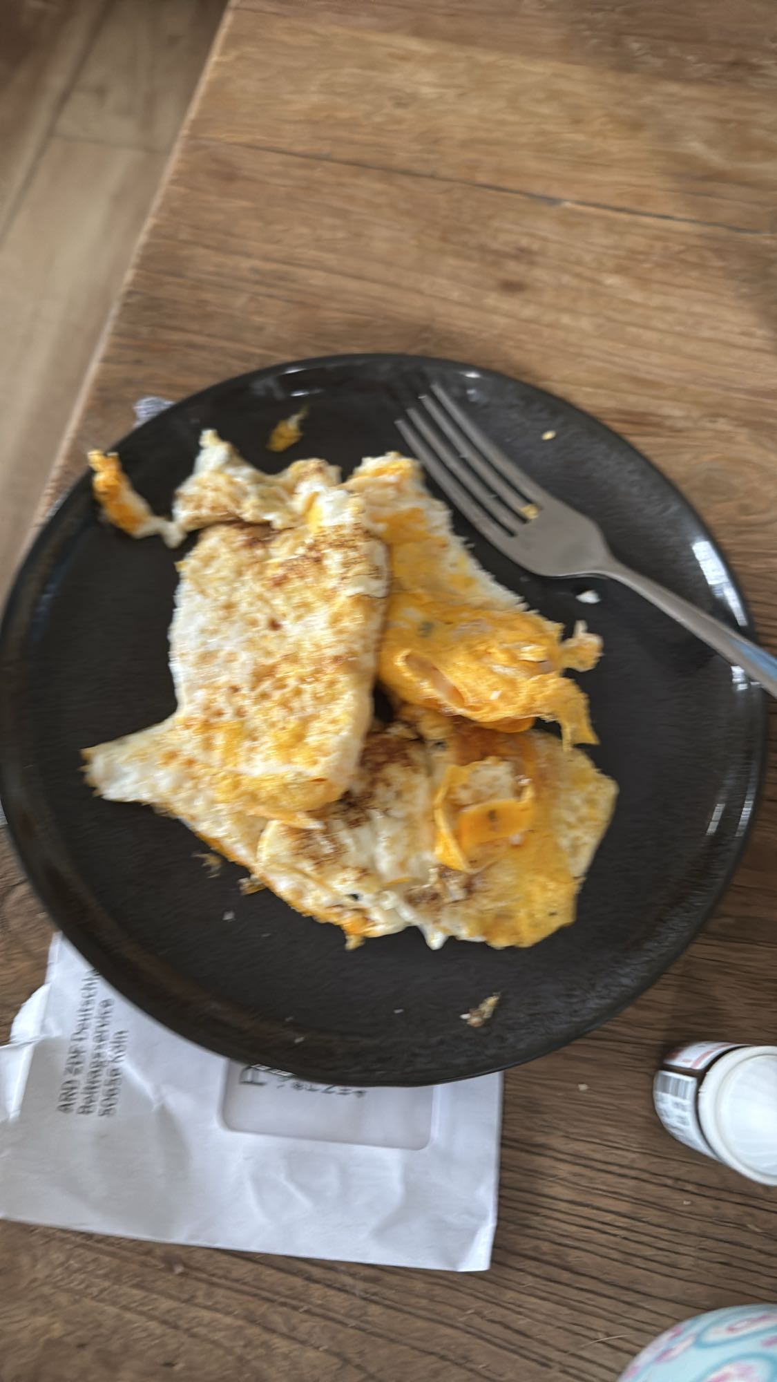 Gebakken eieren met kaas