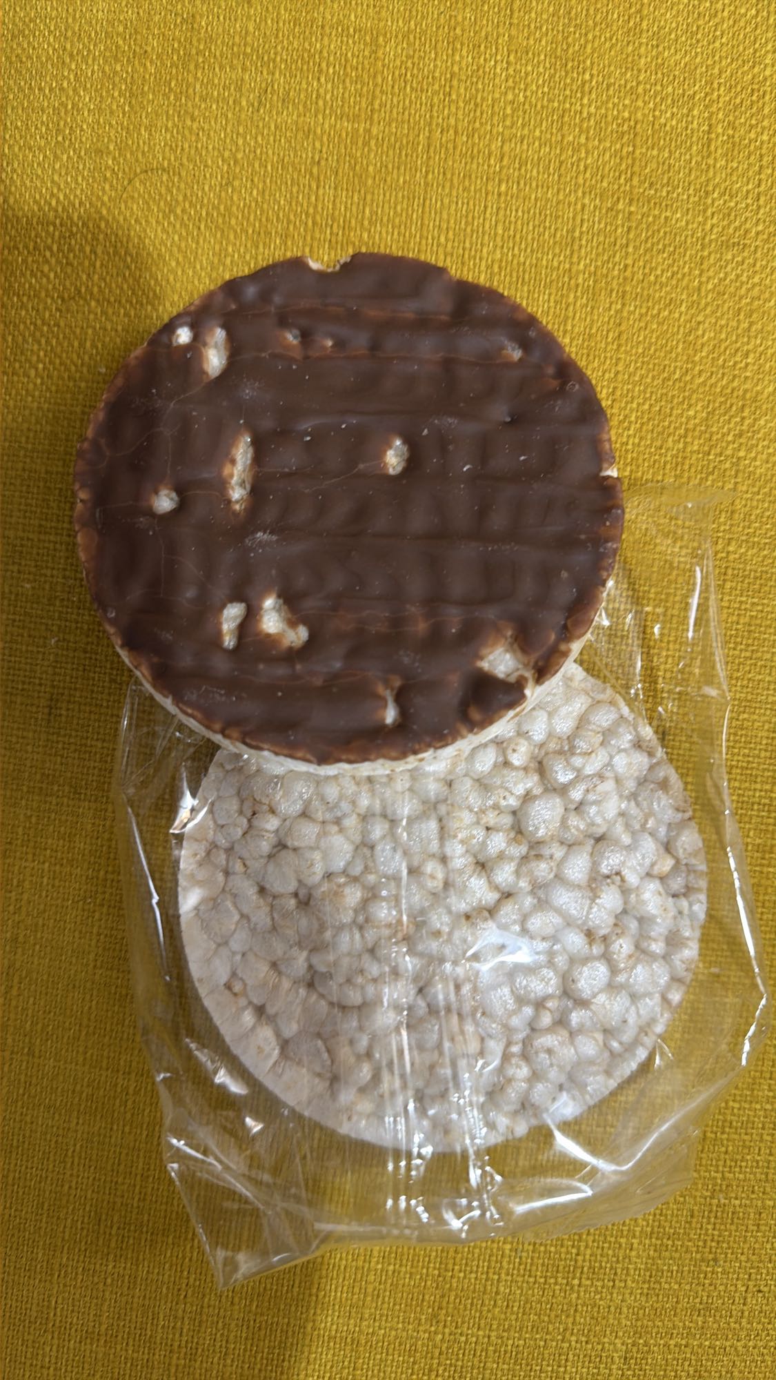 Orez expandat cu ciocolată