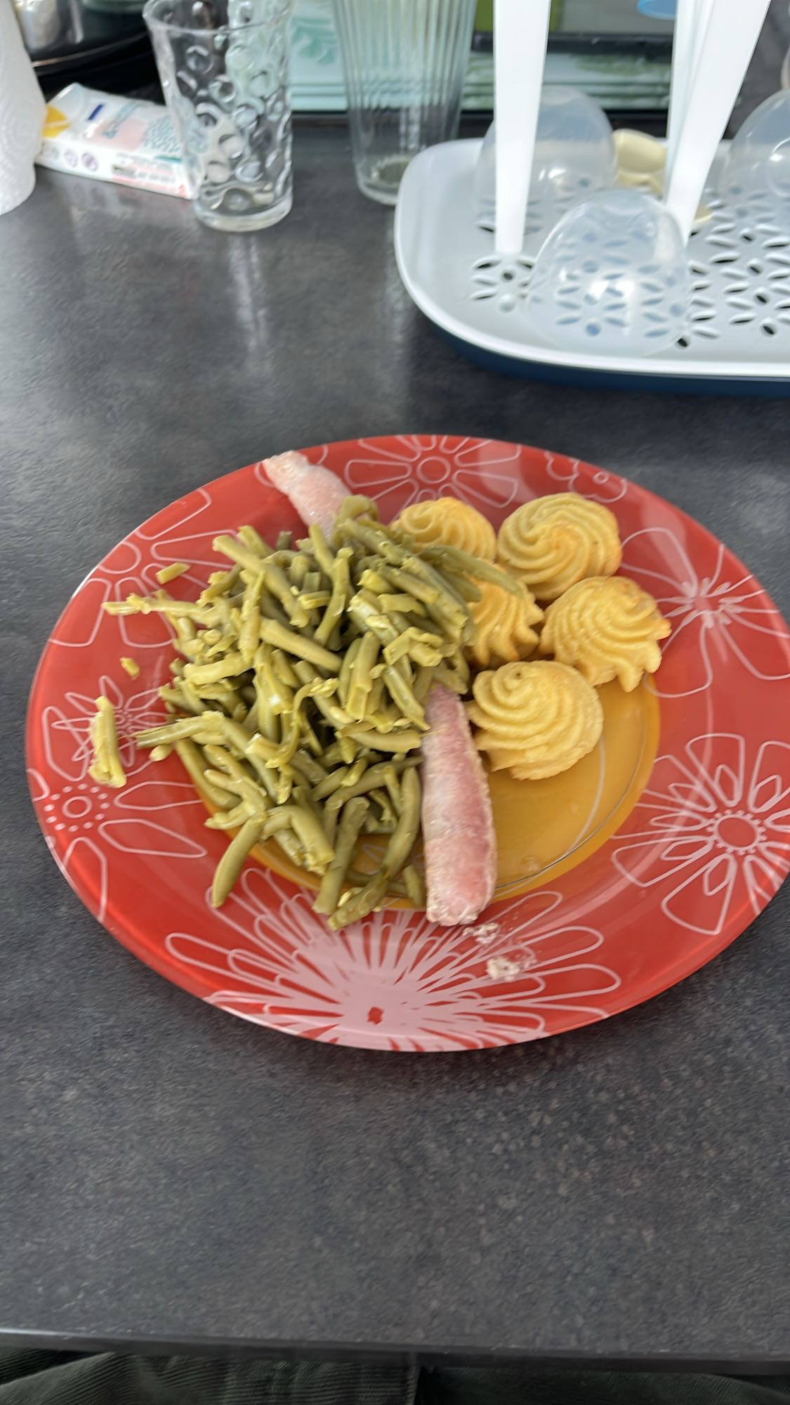 Saucisse et haricots verts