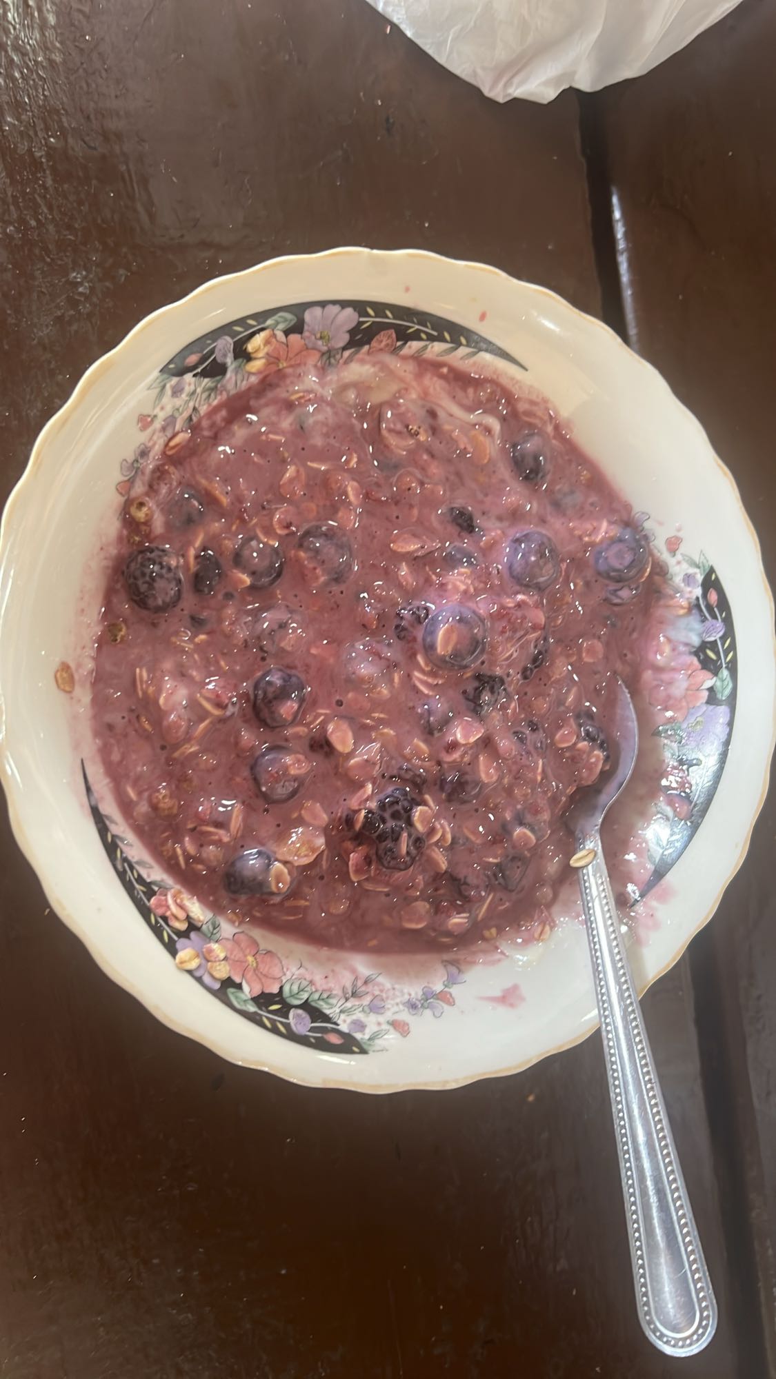 Berry oat bowl