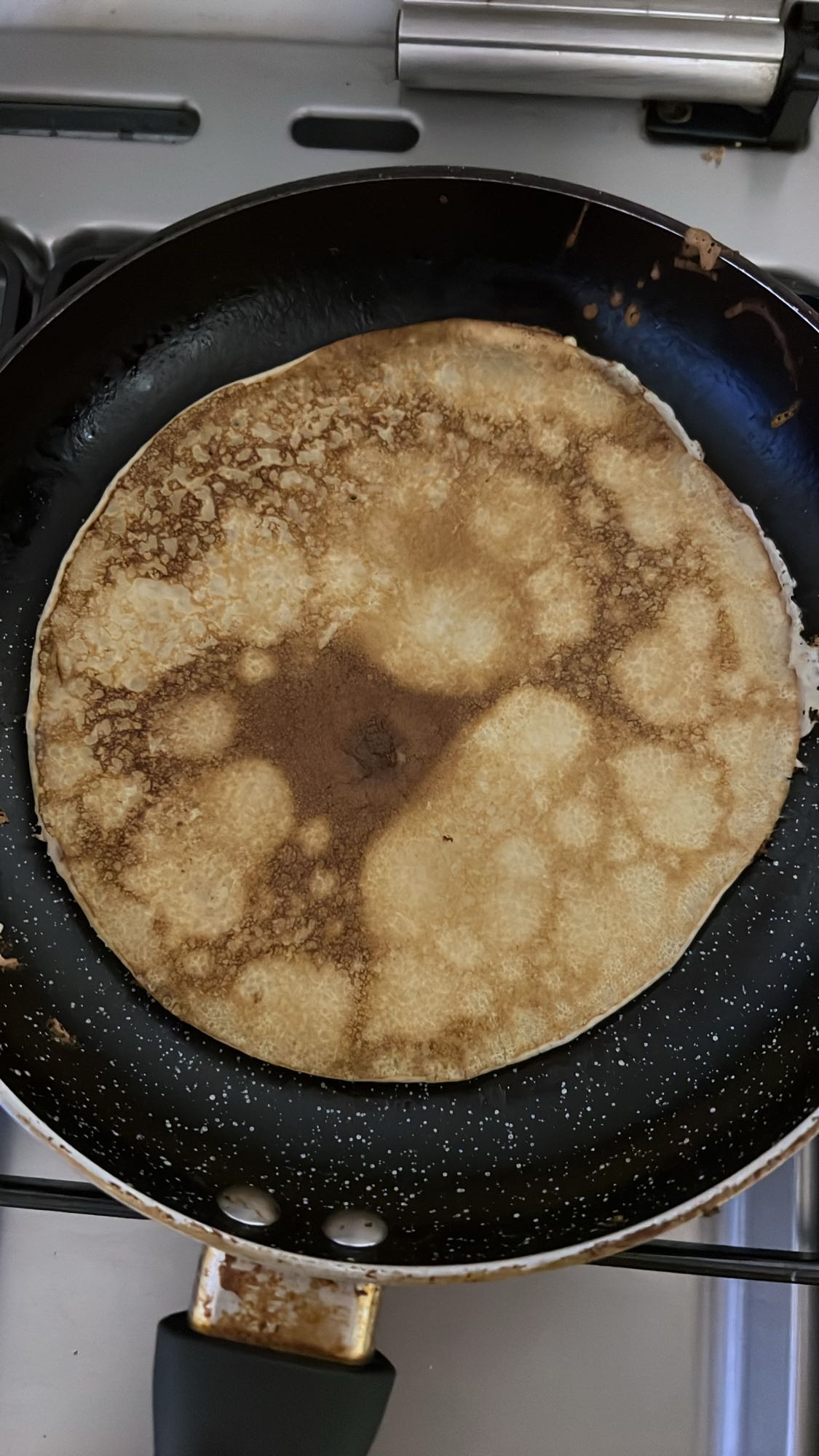 Naleśnik na patelni