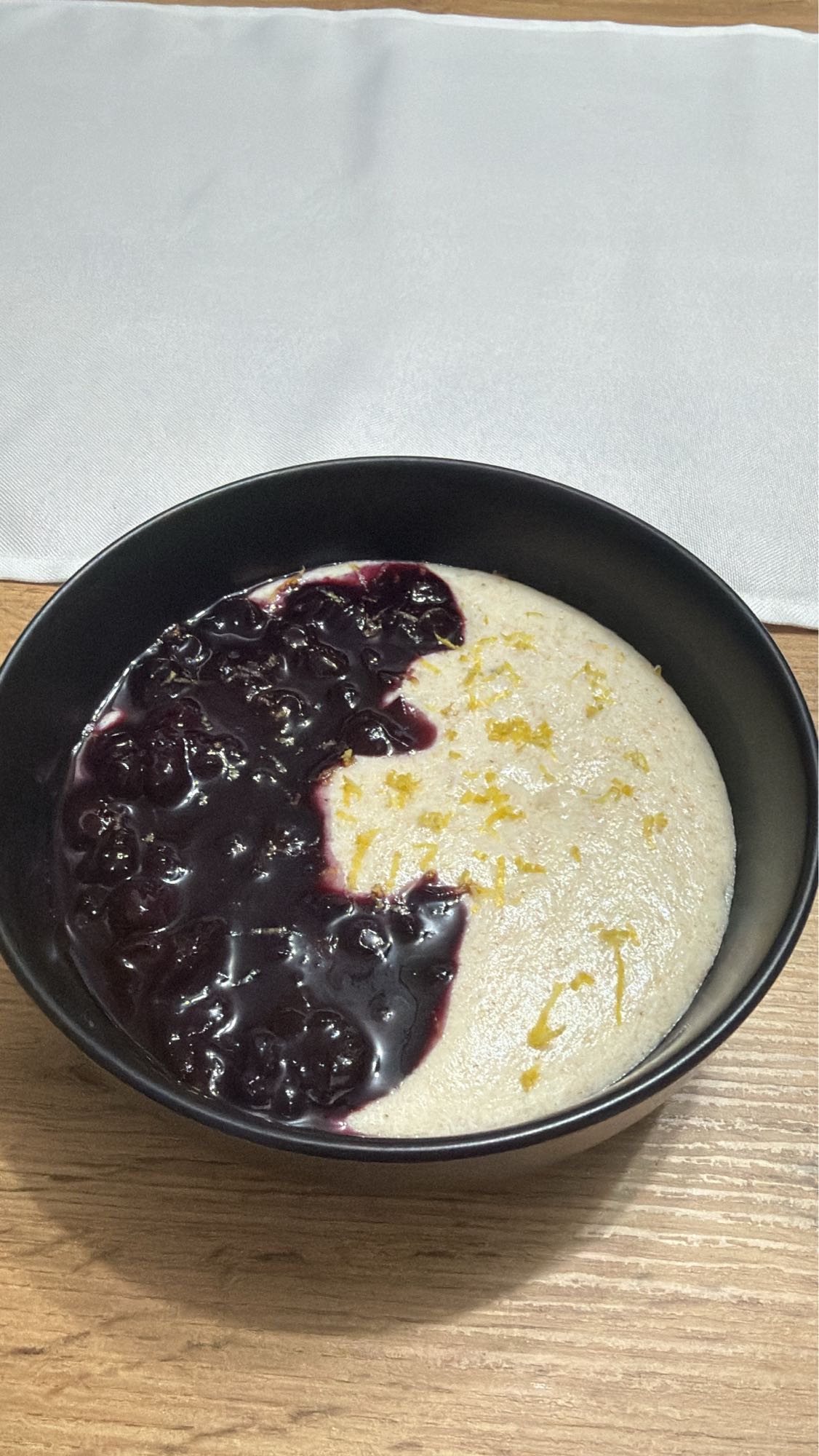 Griș cu lapte și dulceață