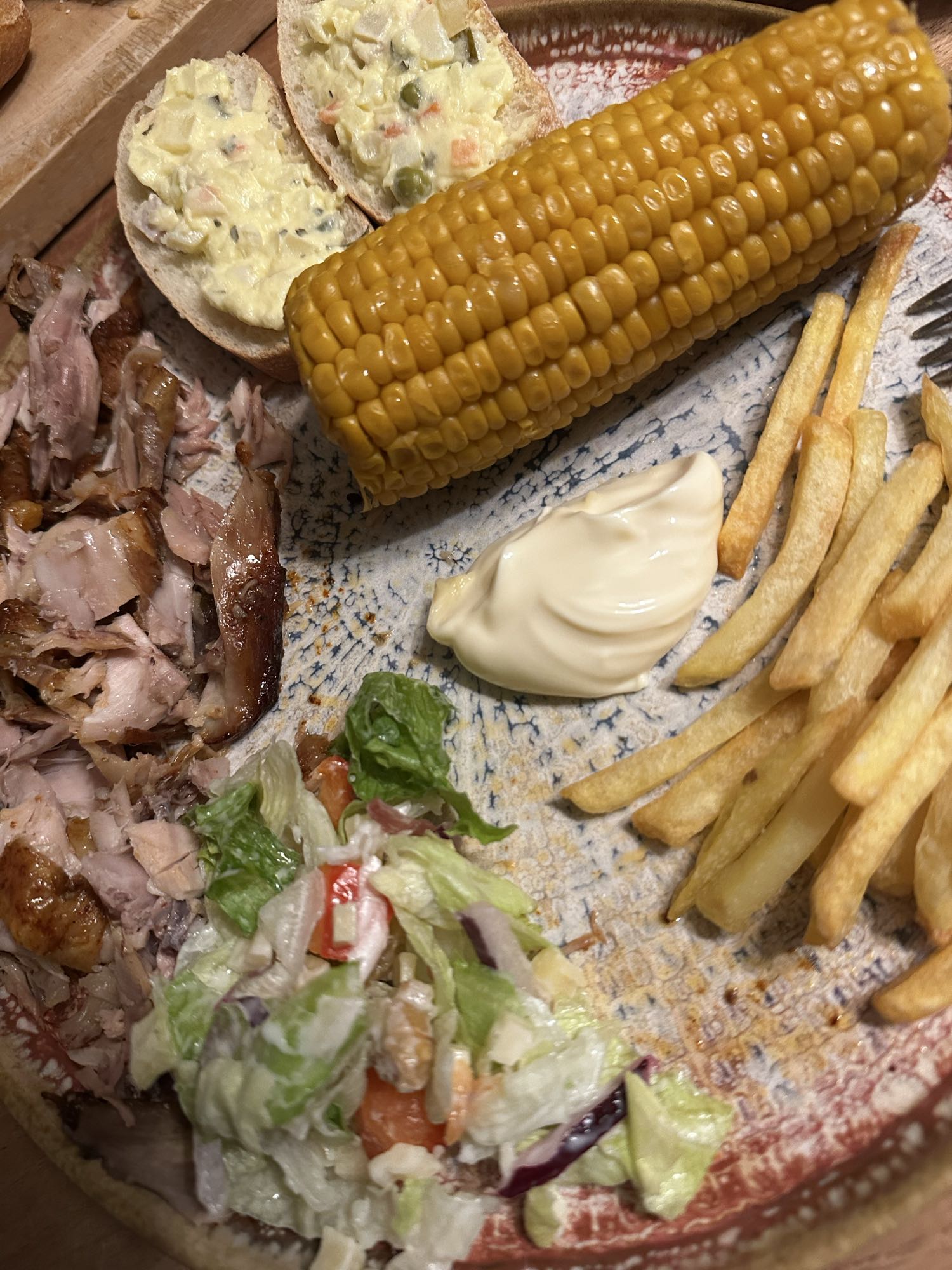 Maaltijd met kip en friet