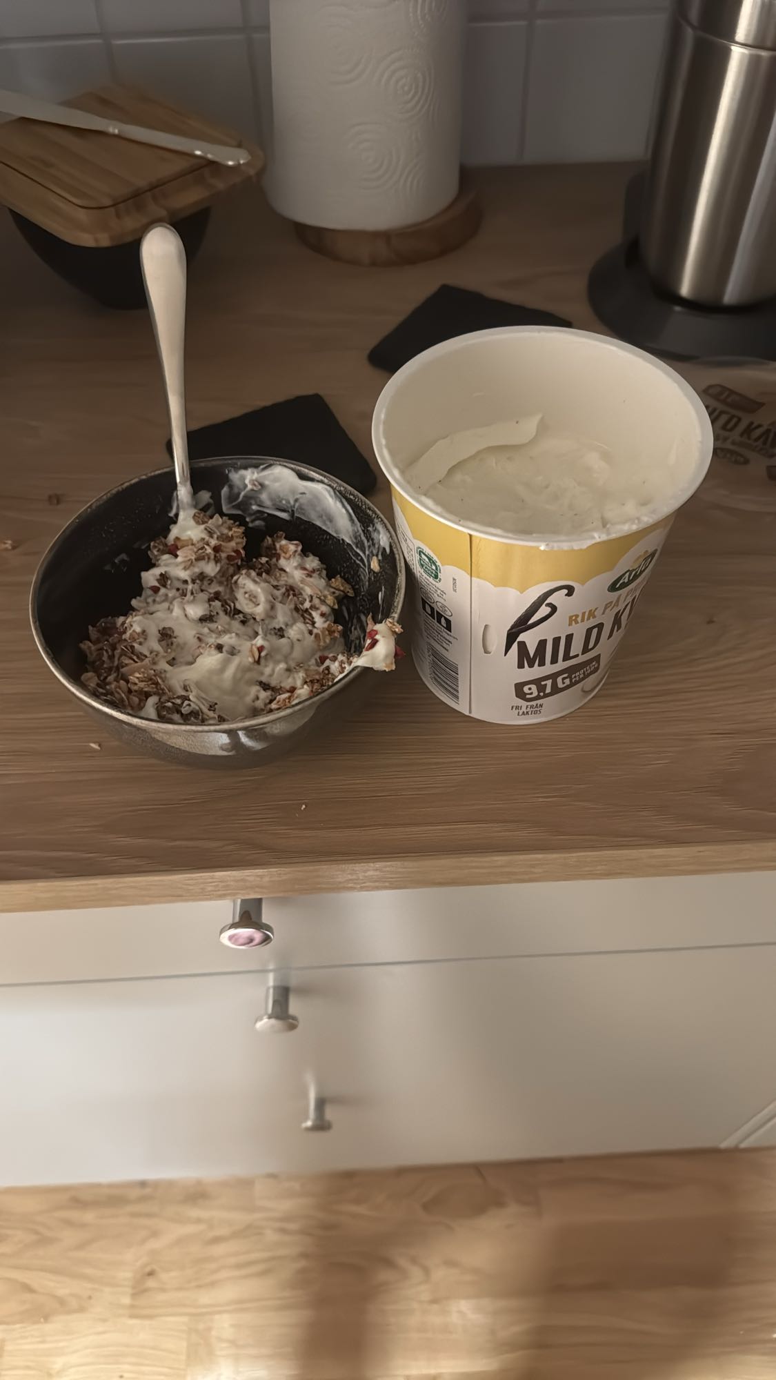 Yoghurt med müsli