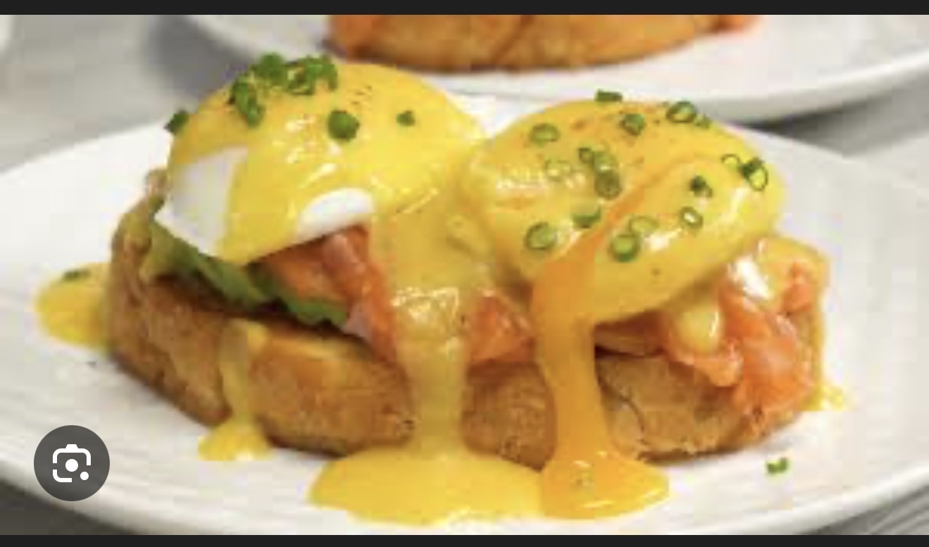 яйца Бенедикт с лососем