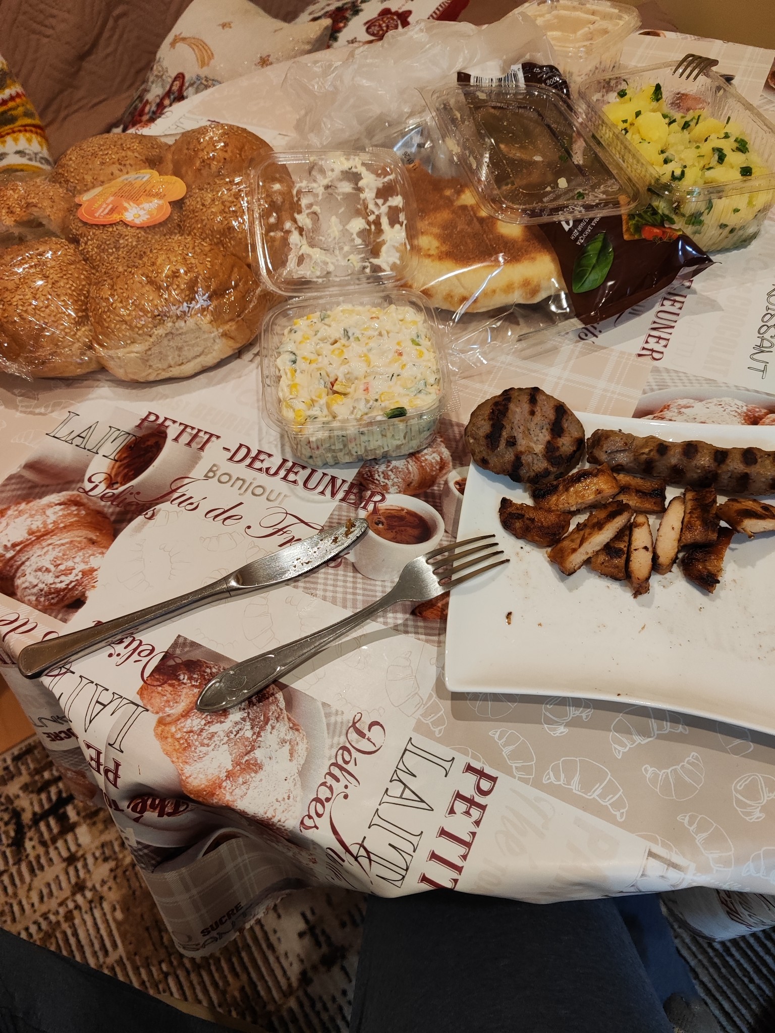 Mixed Grill & Salad Plate