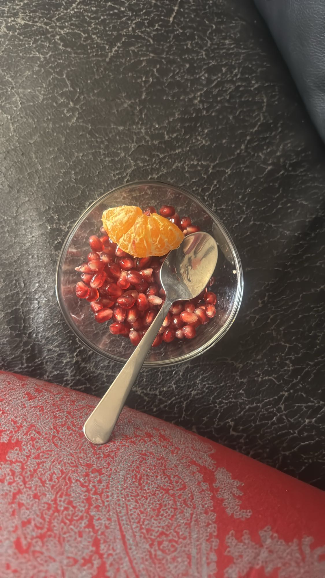 Granatäpple och clementin