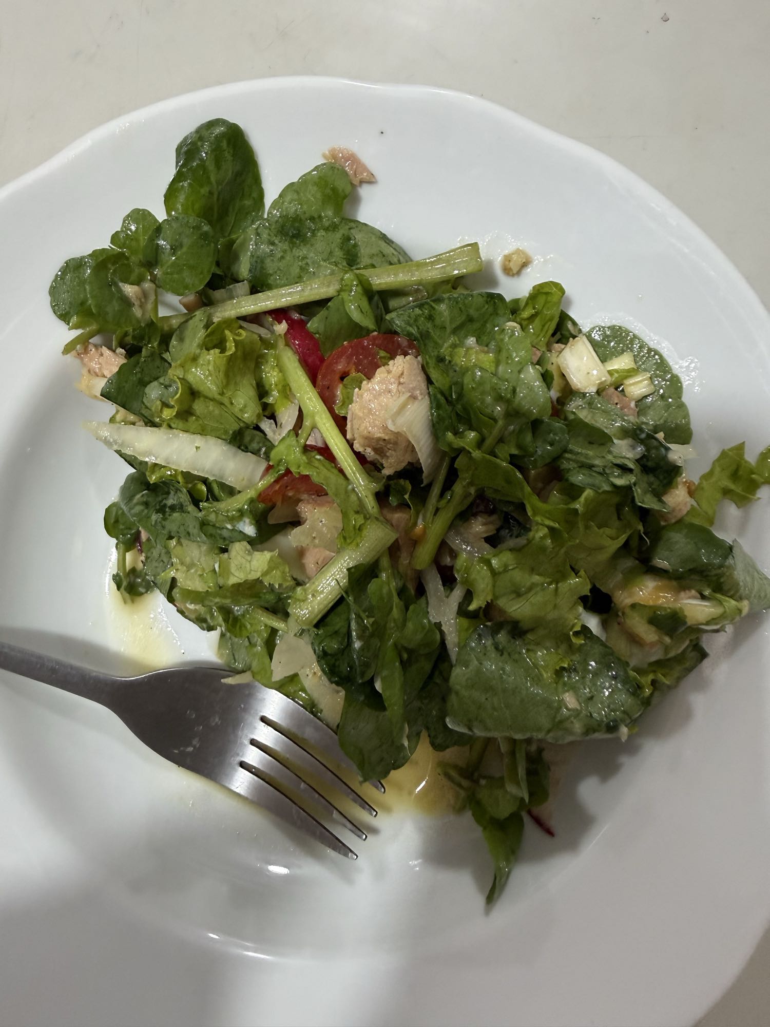 Salada com atum