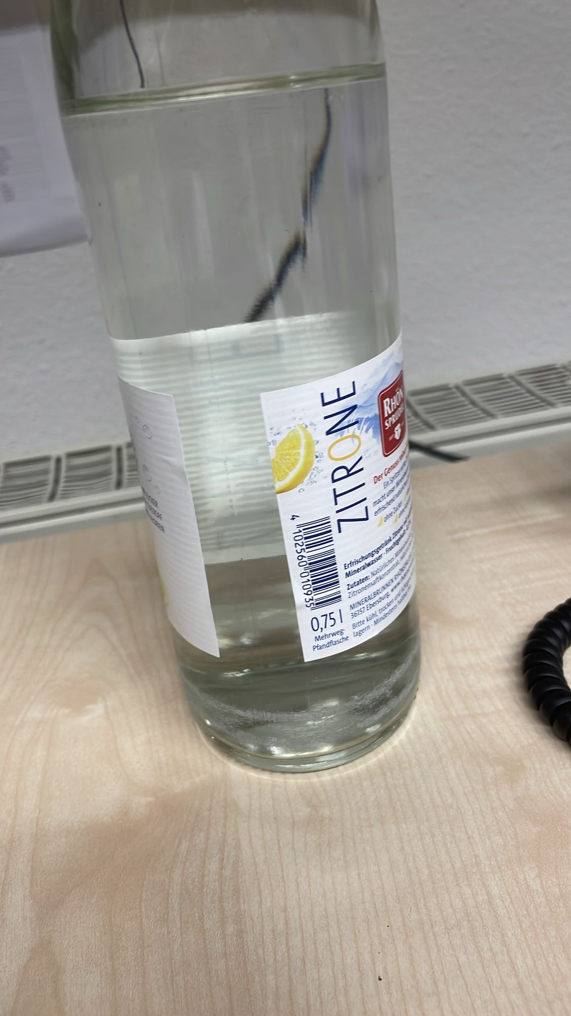 Zitrone Mineralwasser