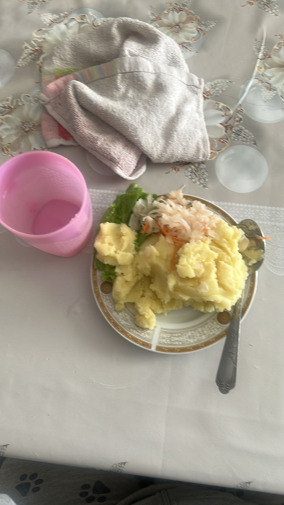 Пюре с салатом