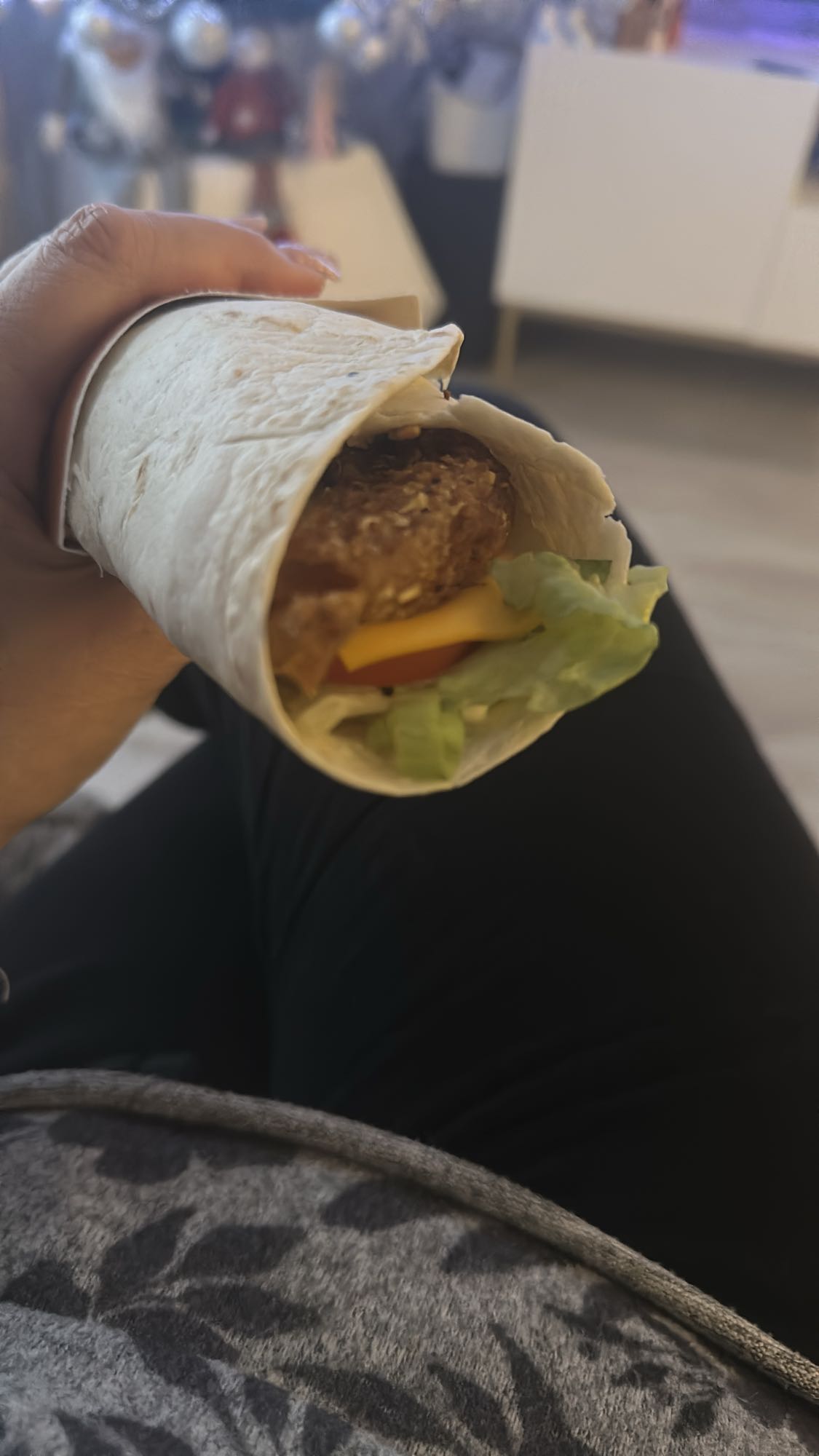 wrap z kurczakiem i serem