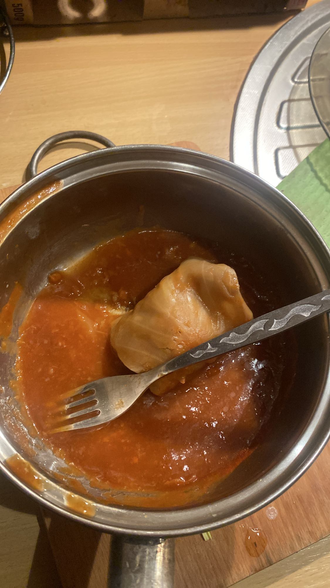 Gołąbki w sosie pomidorowym