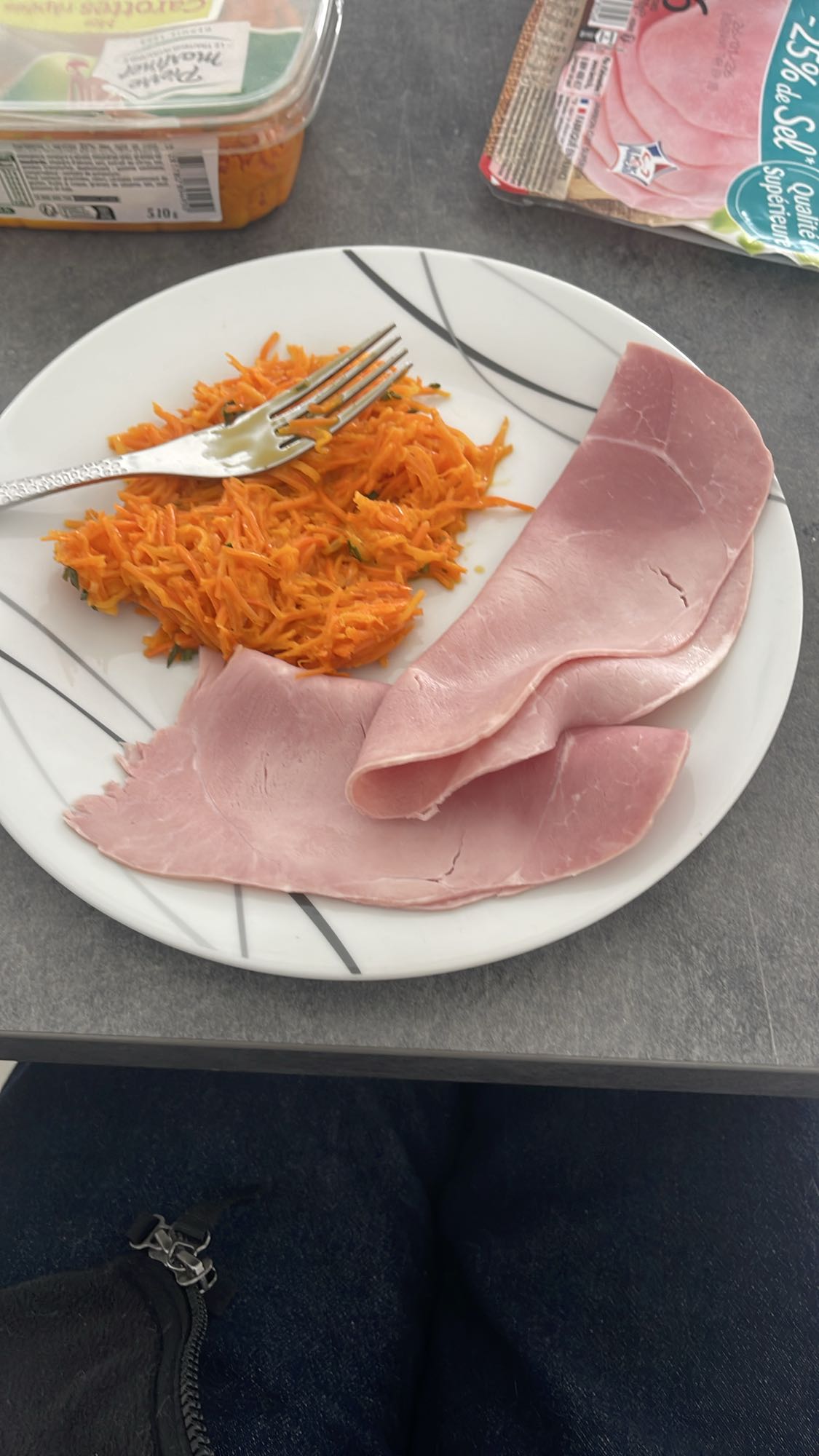 Carottes râpées et jambon