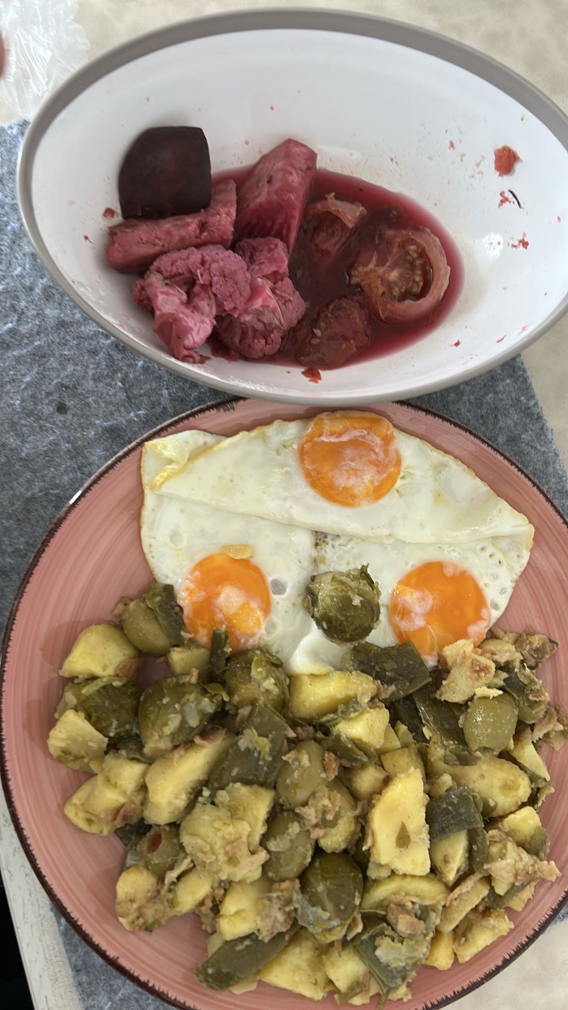 Huevos con vegetales