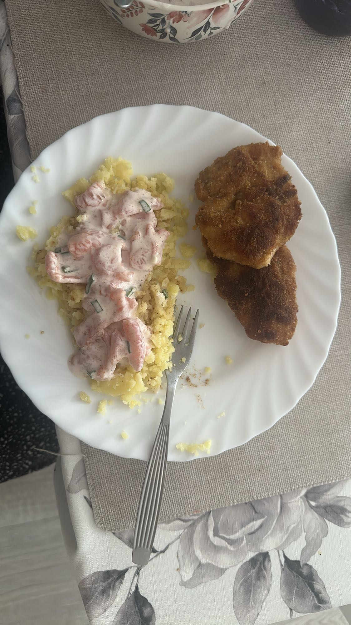 Kotlet schabowy z ziemniakami