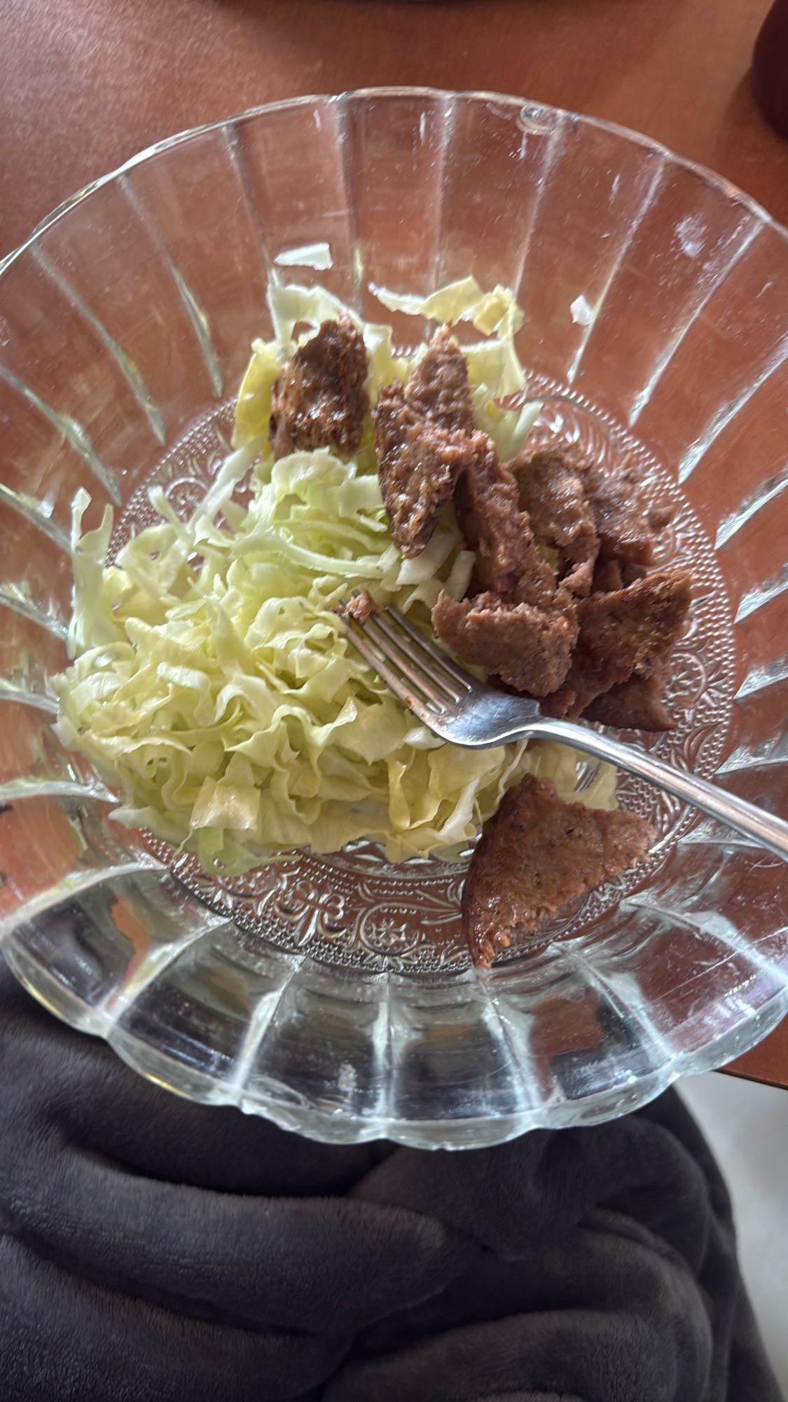 Lettuce and meat plate