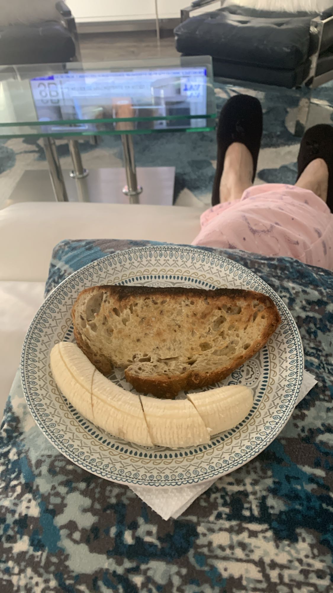 Pain grillé et banane