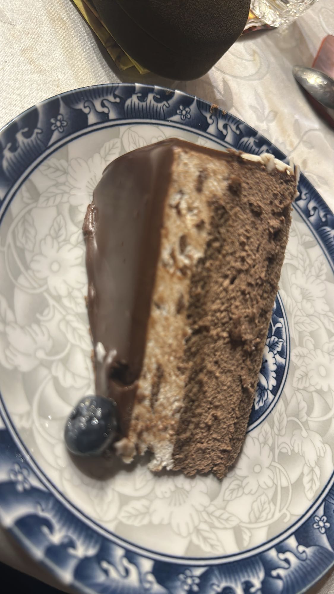 Chocolate mousse cake