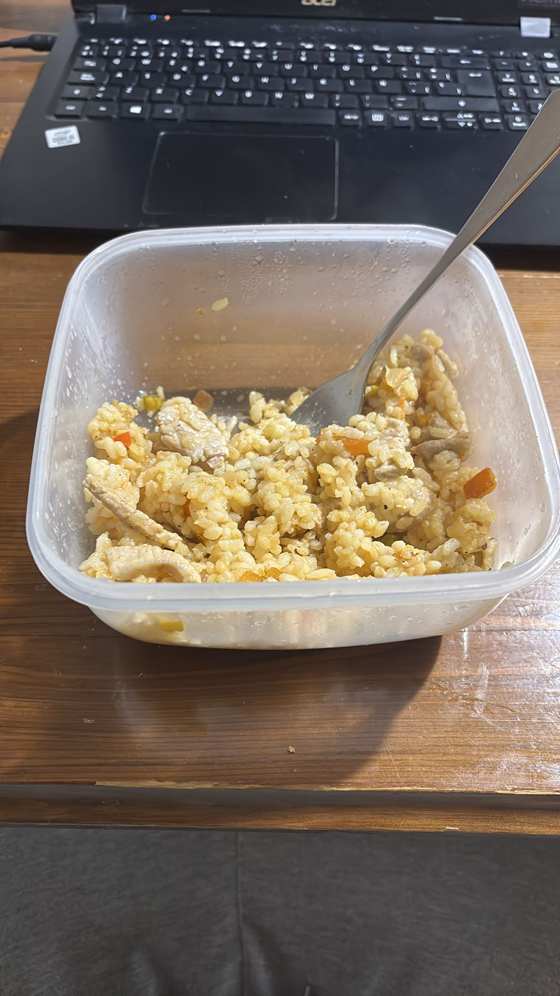 arroz con cerdo y verduras