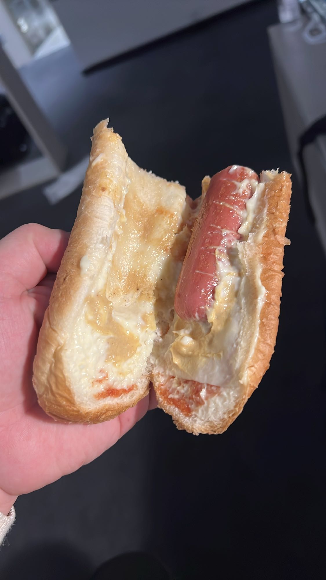 Simple hot dog