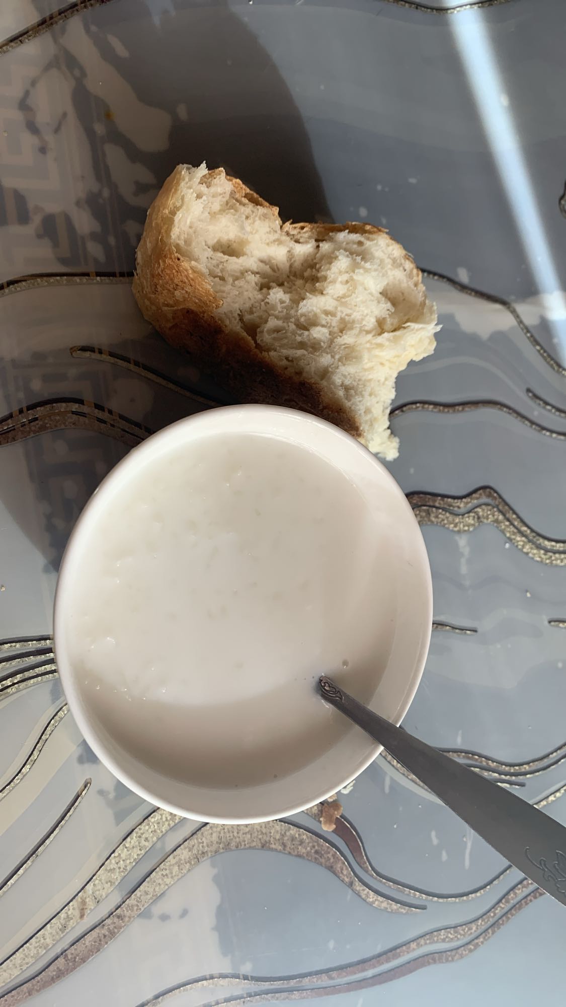 хлеб с молочной кашей