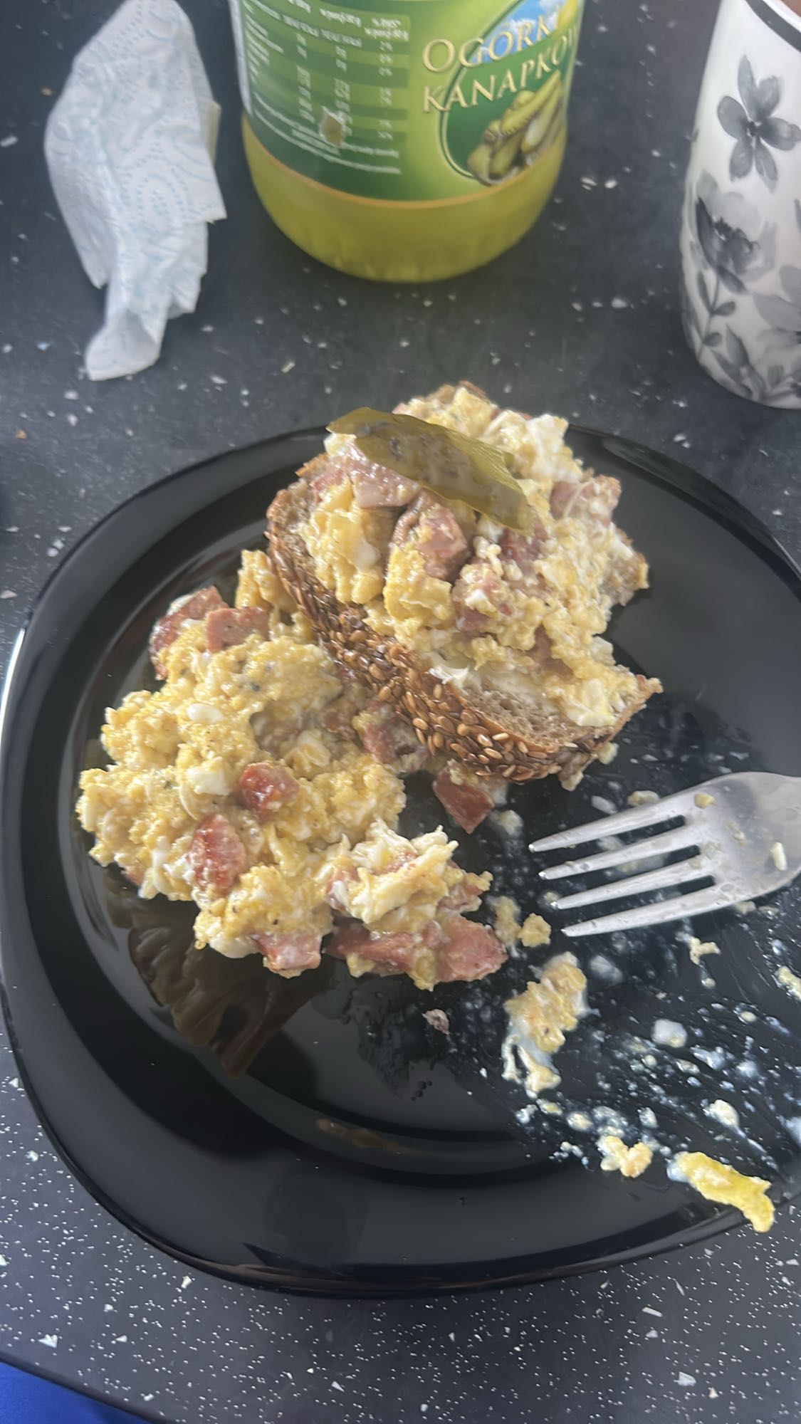 Jajecznica z kiełbasą