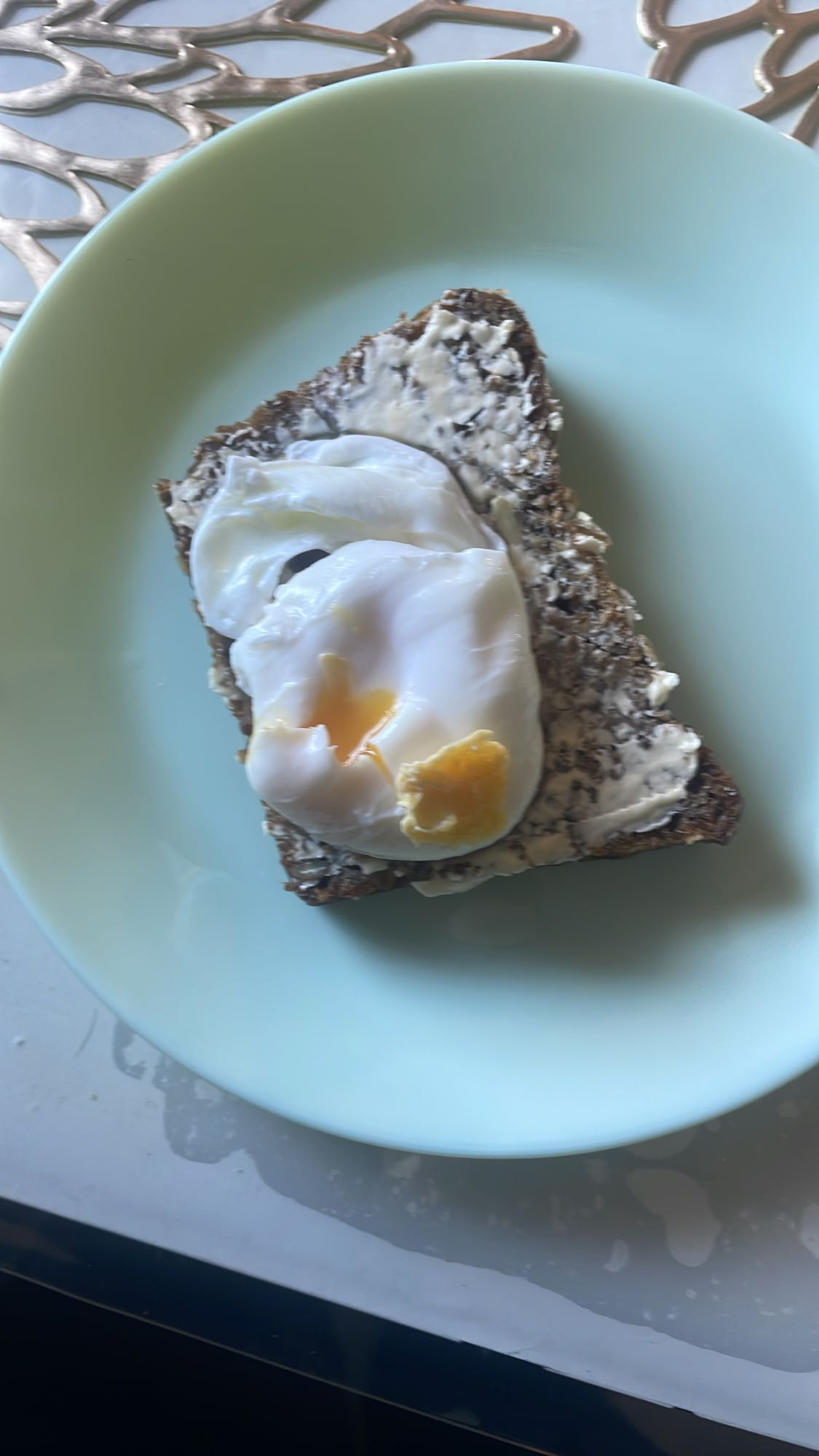 Äggmacka med smör