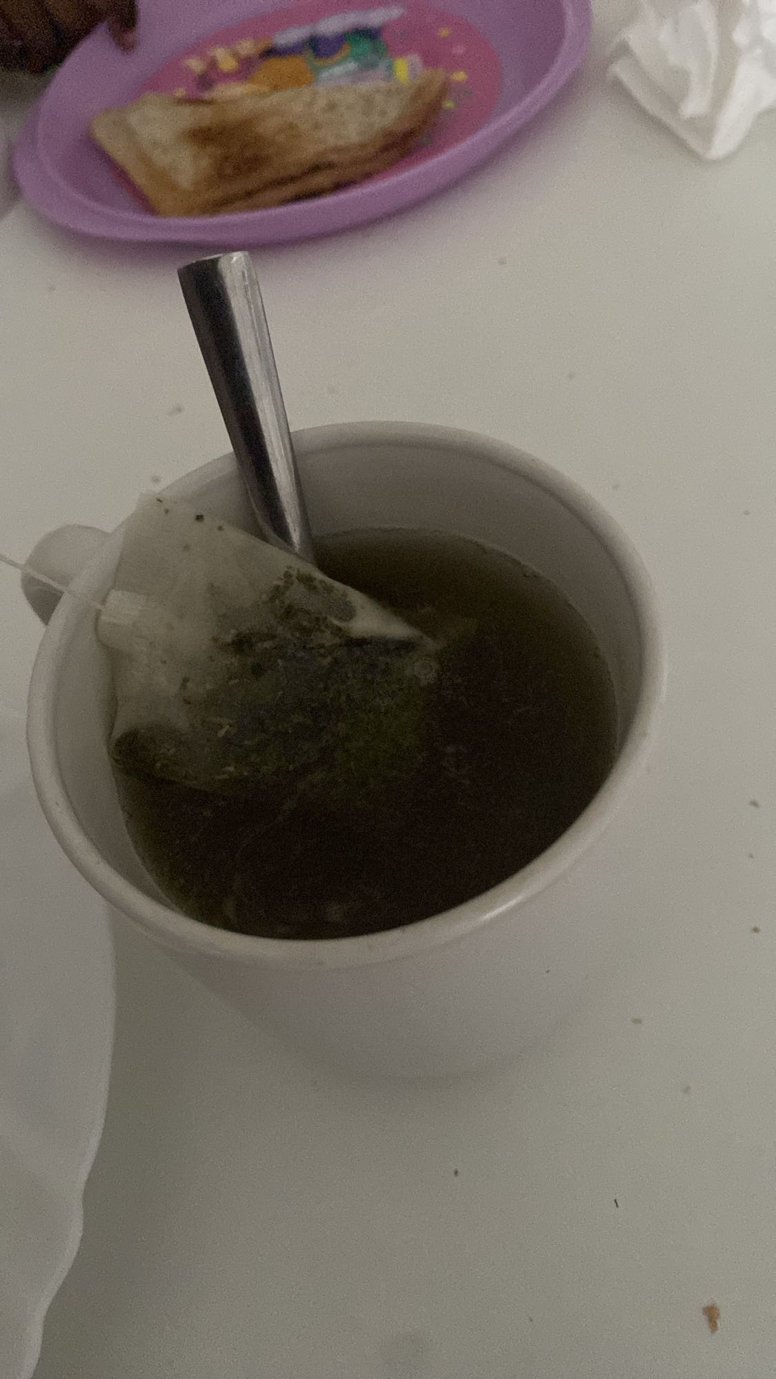 Thé vert et pain grillé